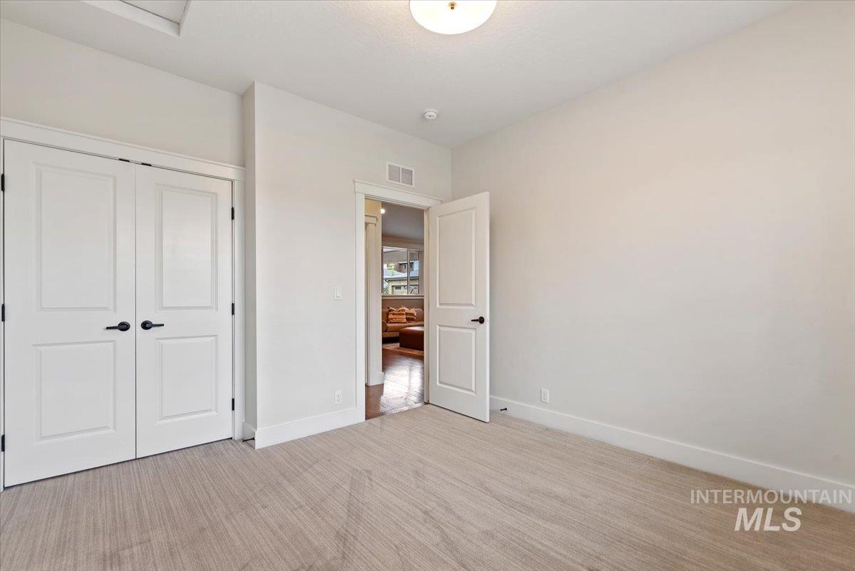 3092 S Brookridge Way Property Photo 24
