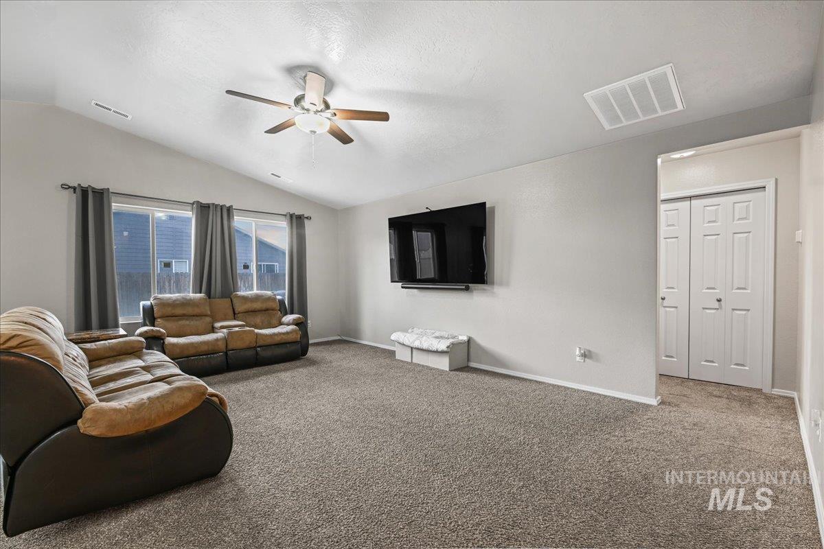 1785 Sw Levant Way Property Photo 4