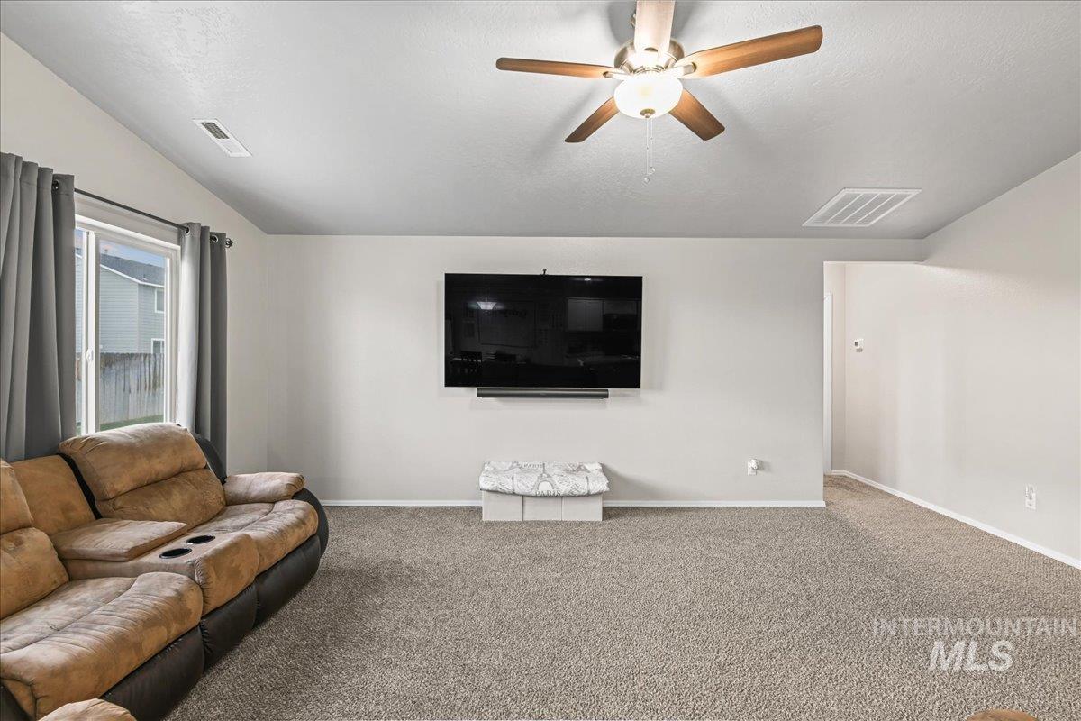 1785 Sw Levant Way Property Photo 8