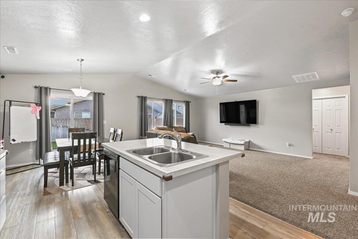 1785 Sw Levant Way Property Photo 13