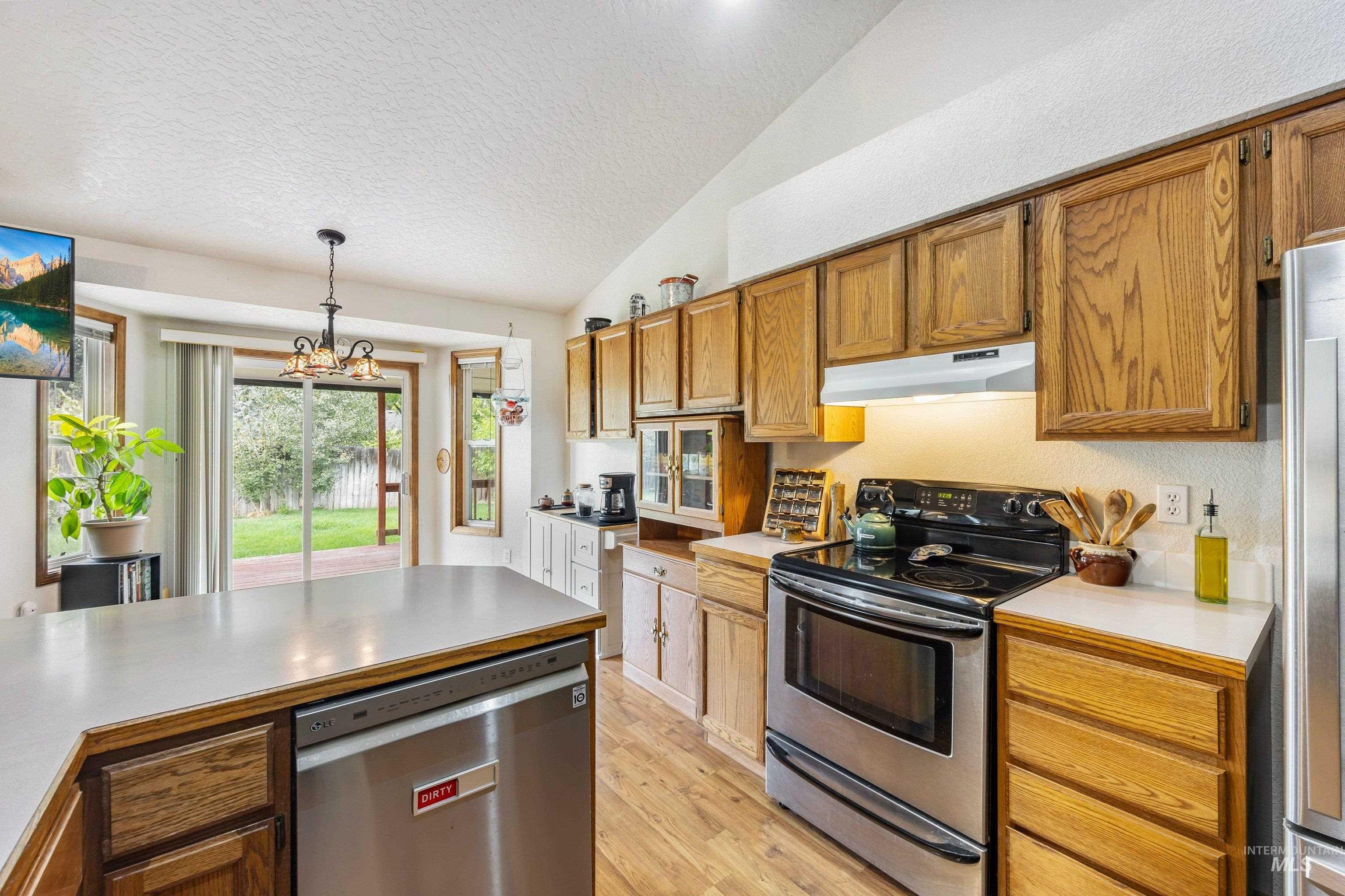 4109 N Eiguren Place Property Photo 7