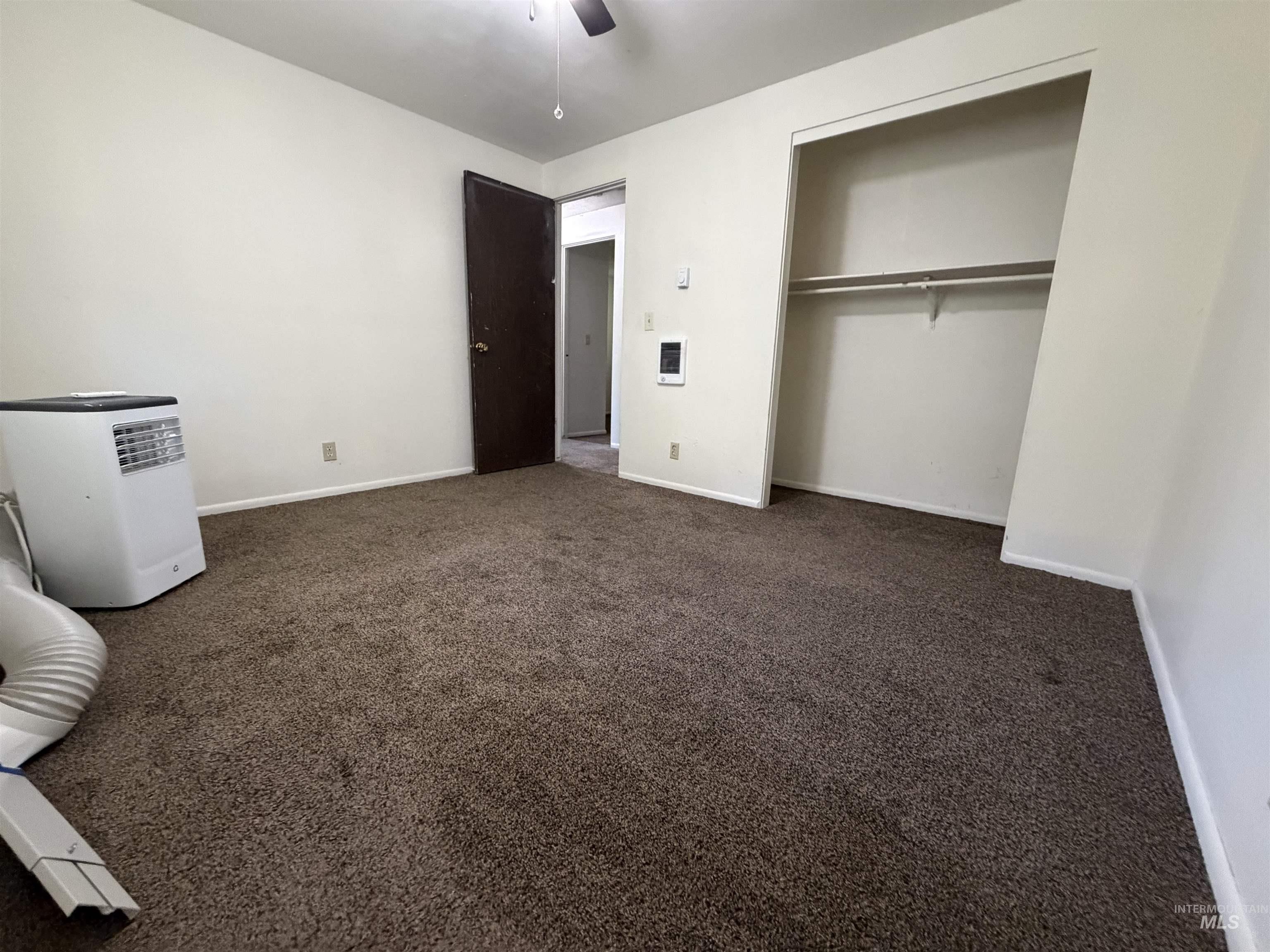 160 S 11th East Property Photo 16