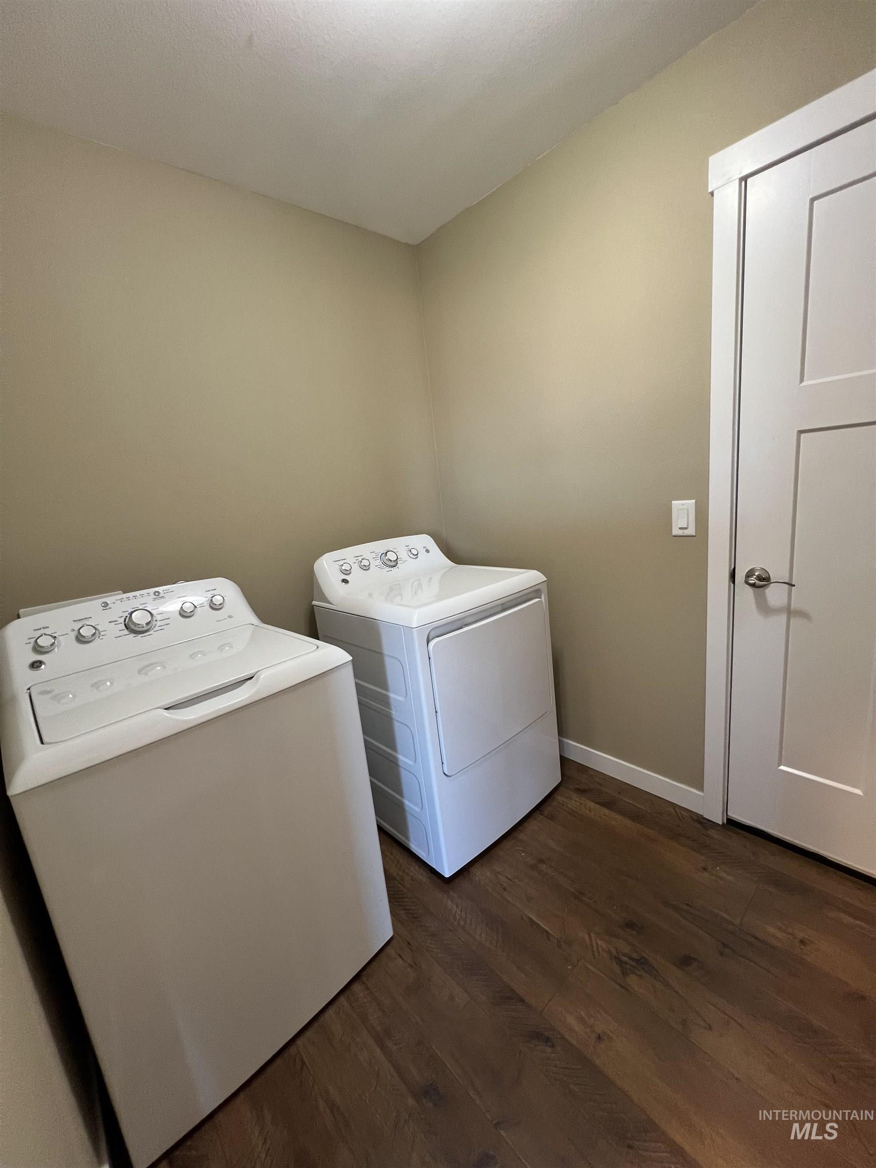 1705 Pioneer Dr. Property Photo 15