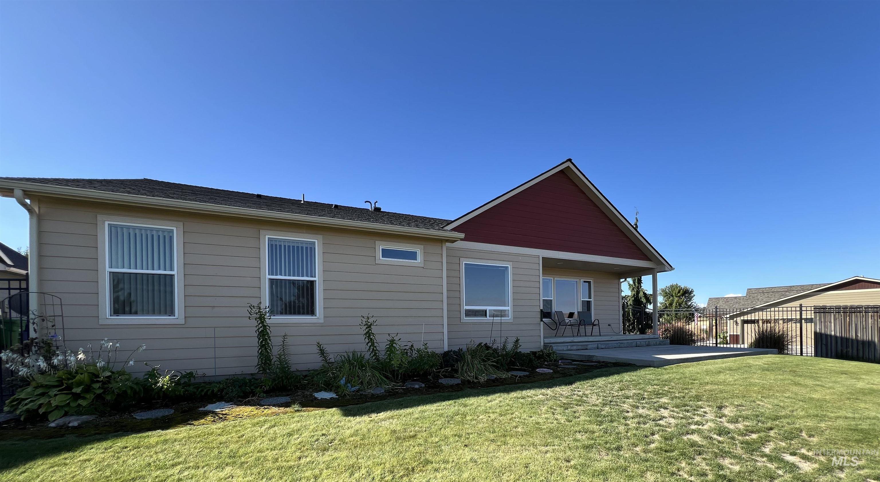 1705 Pioneer Dr. Property Photo 21