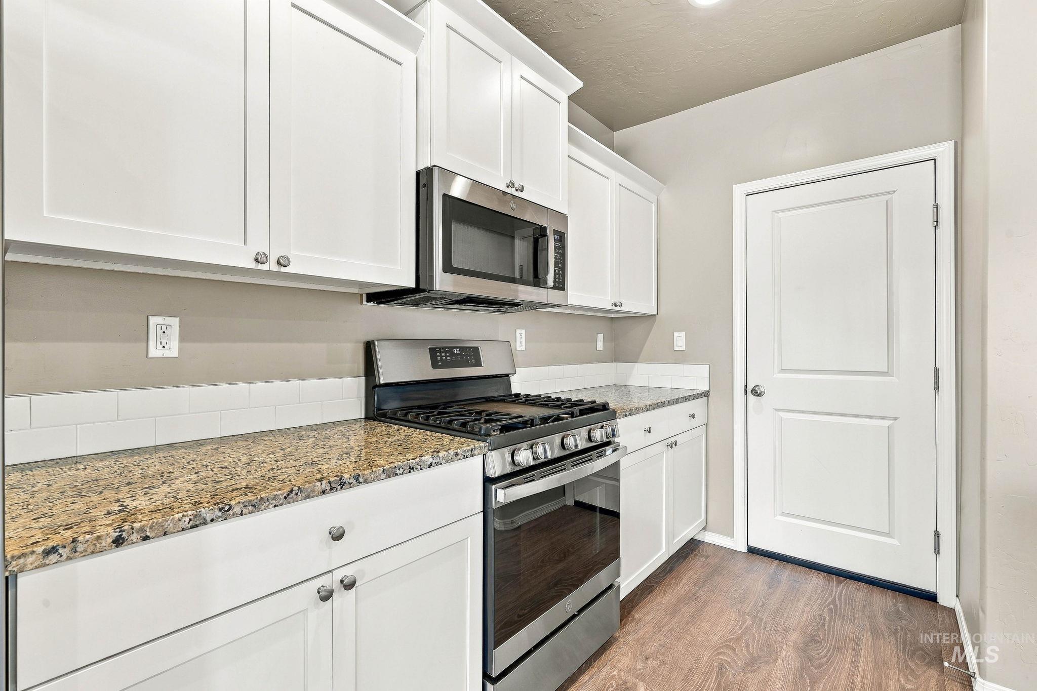 1055 N Ryde Ave Property Photo 21