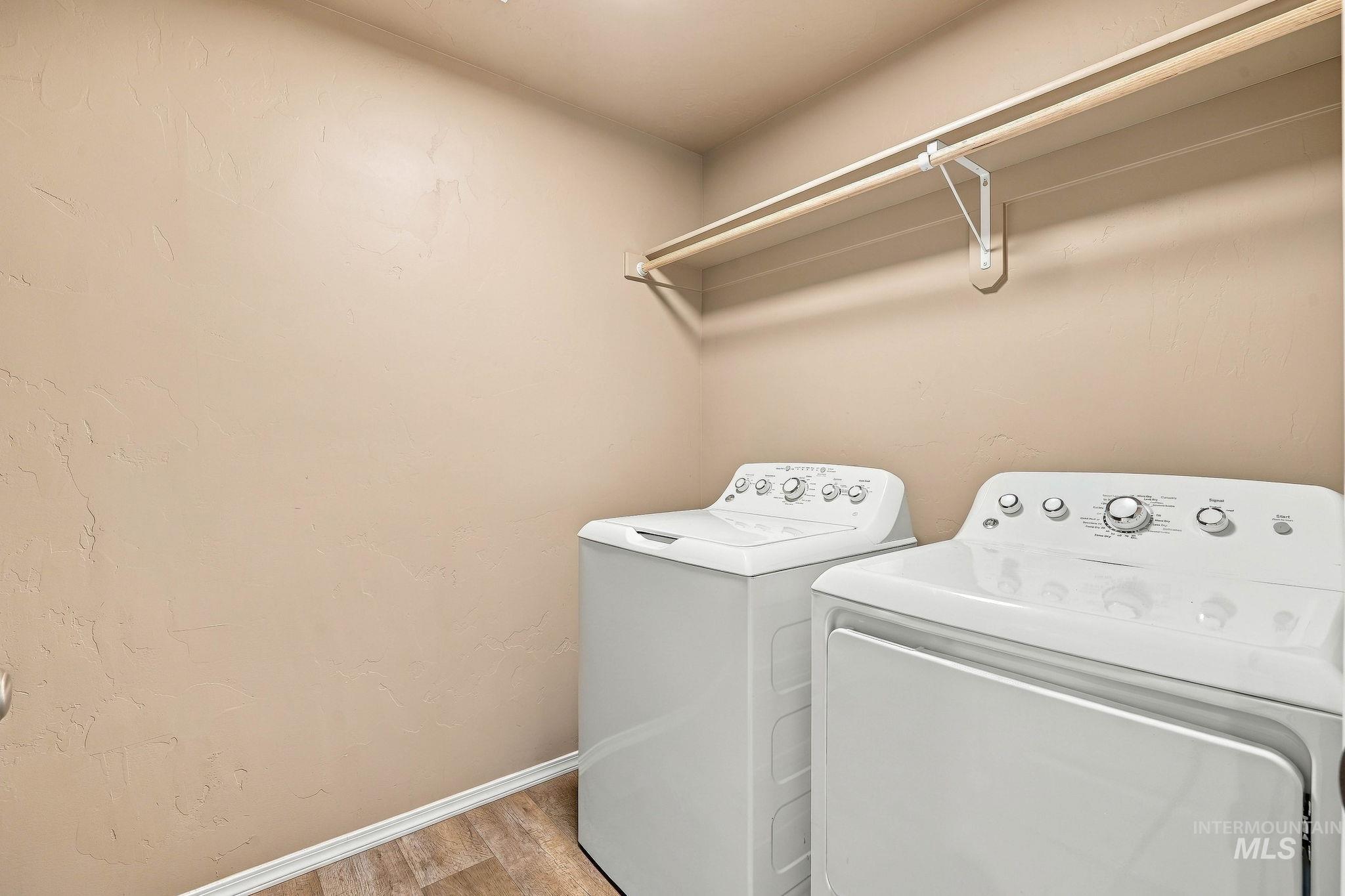 1055 N Ryde Ave Property Photo 24