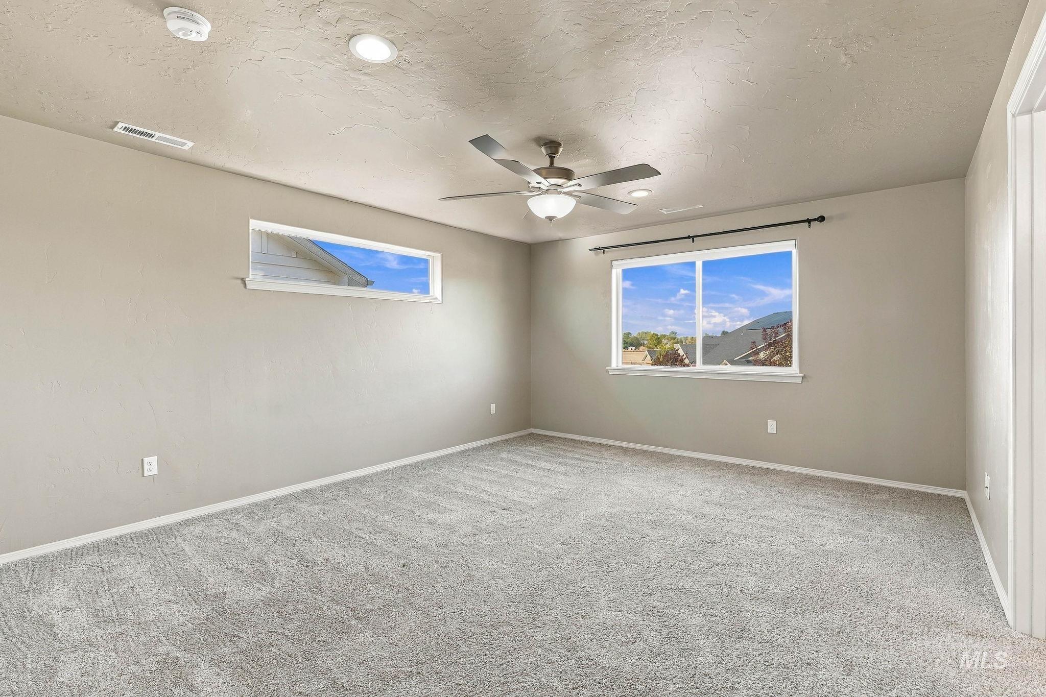1055 N Ryde Ave Property Photo 25