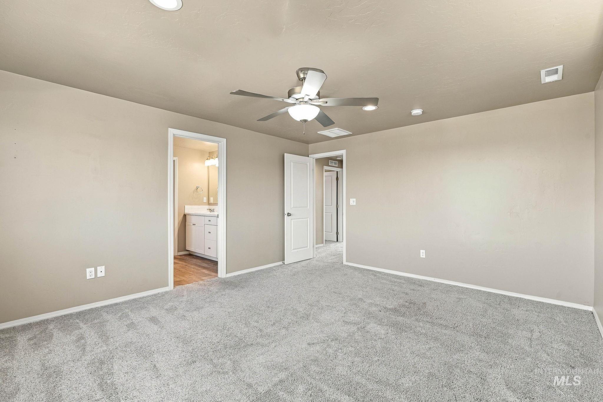 1055 N Ryde Ave Property Photo 27