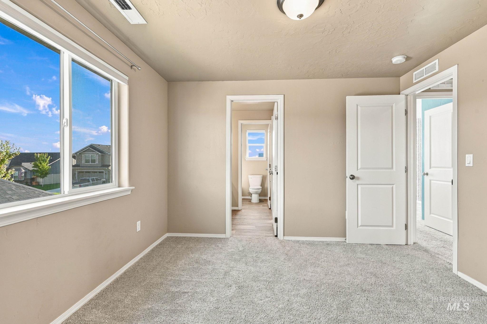 1055 N Ryde Ave Property Photo 33