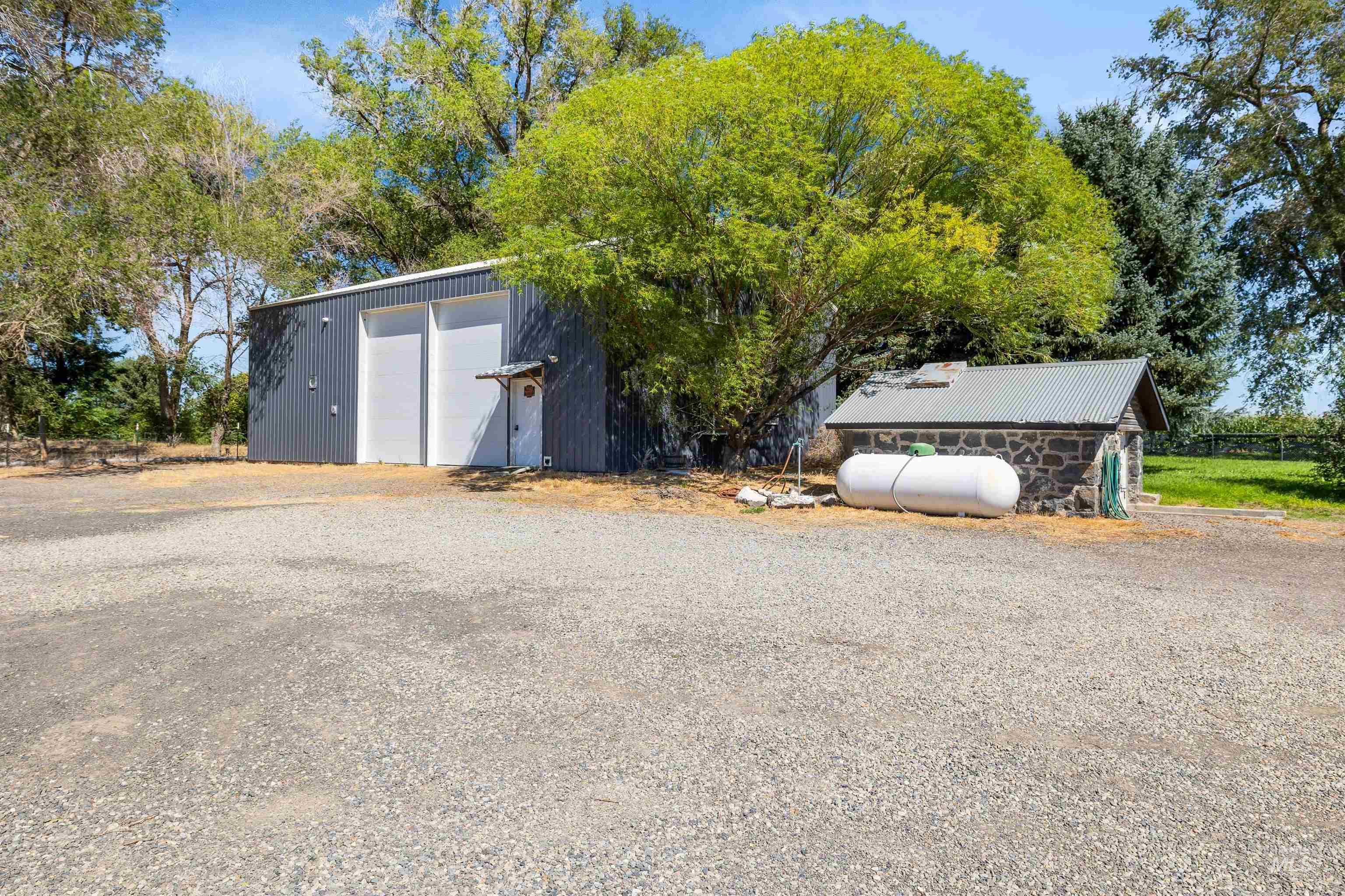 395 Golf Course Road Property Photo 42