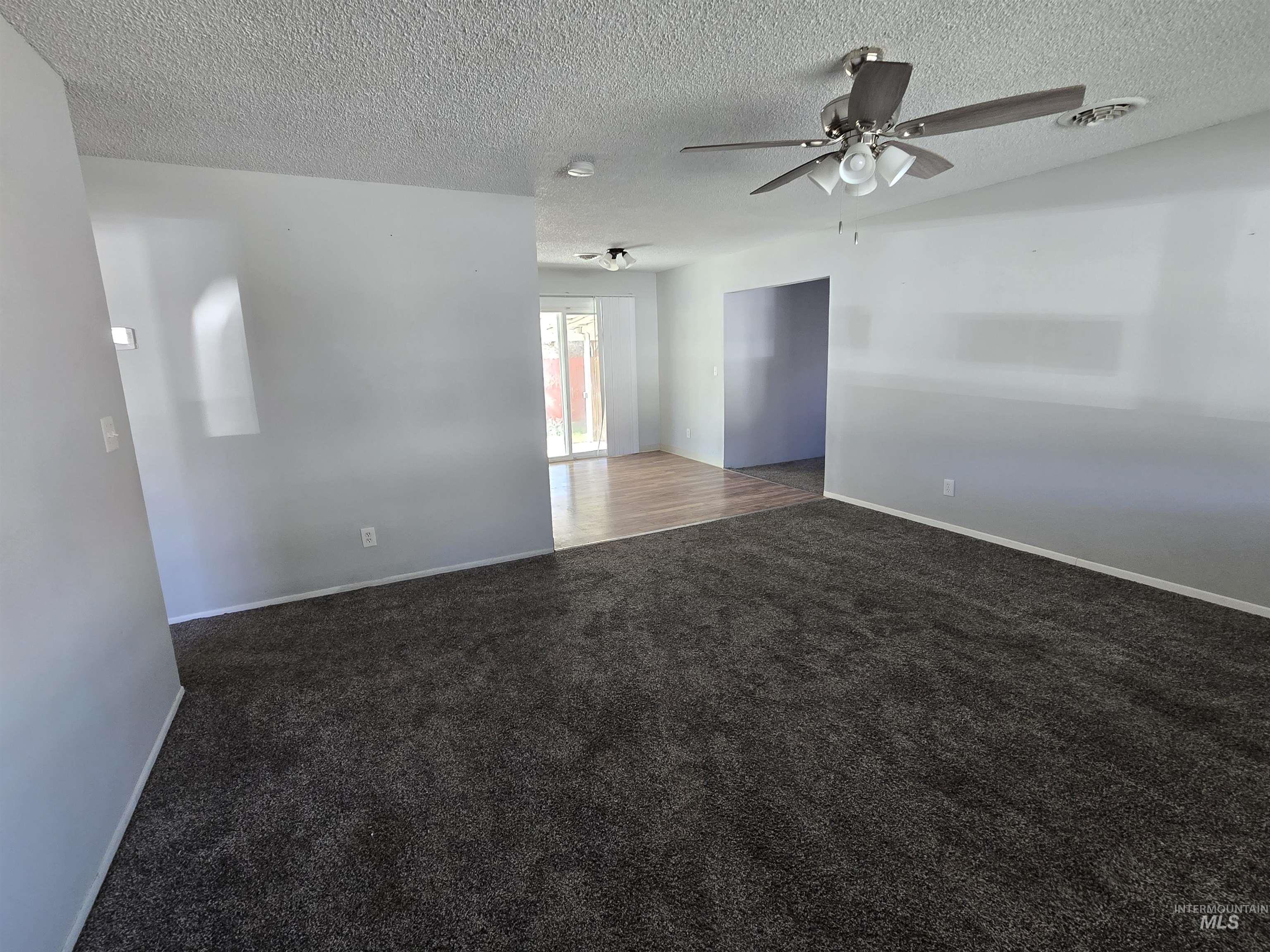 1011 S Cleveland St. Property Photo 8
