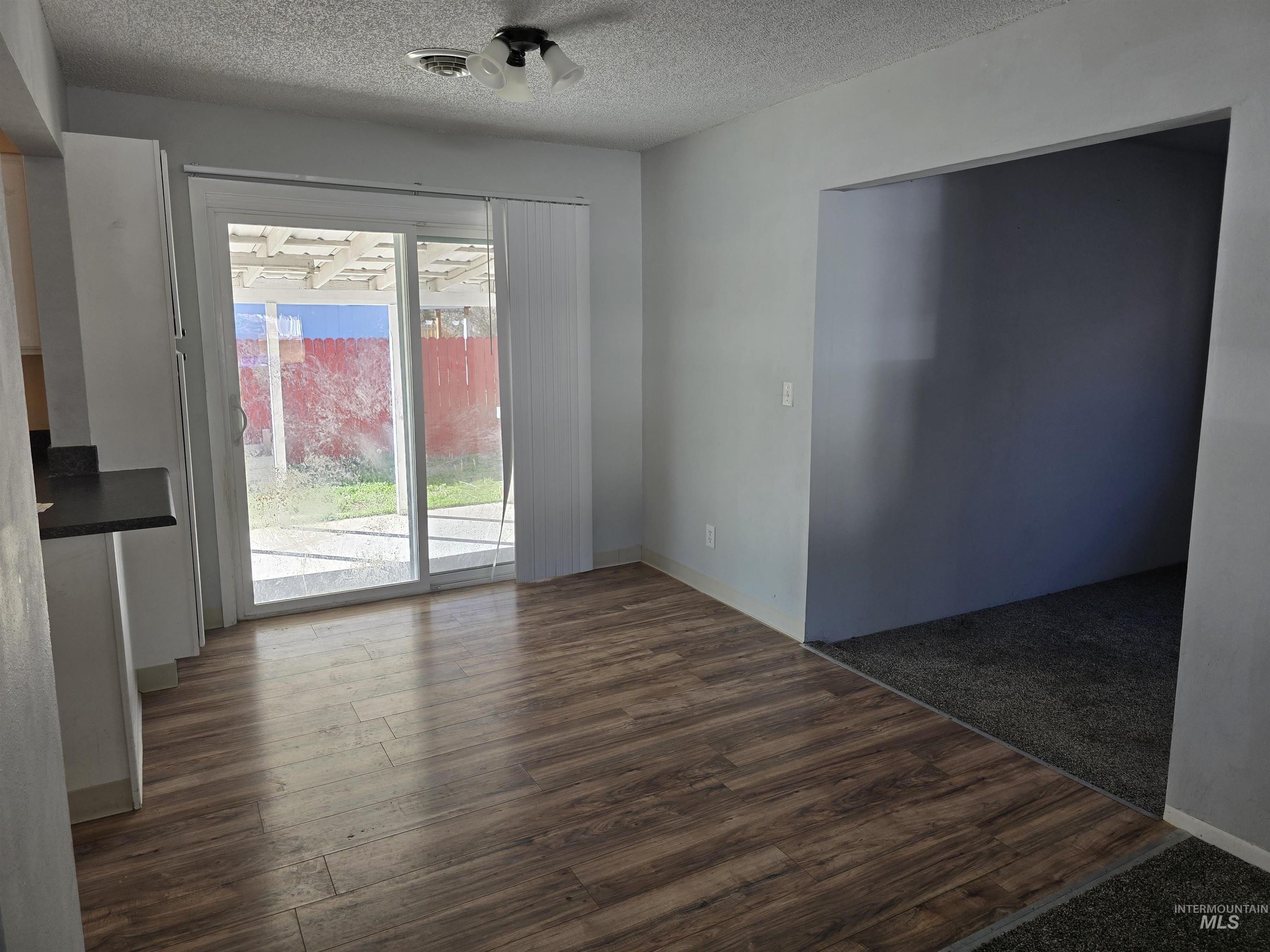 1011 S Cleveland St. Property Photo 9