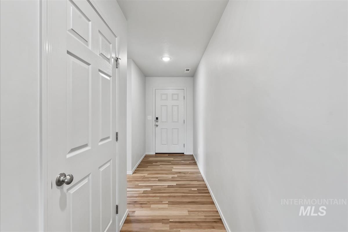 11249 W Tualatin River St Property Photo 5