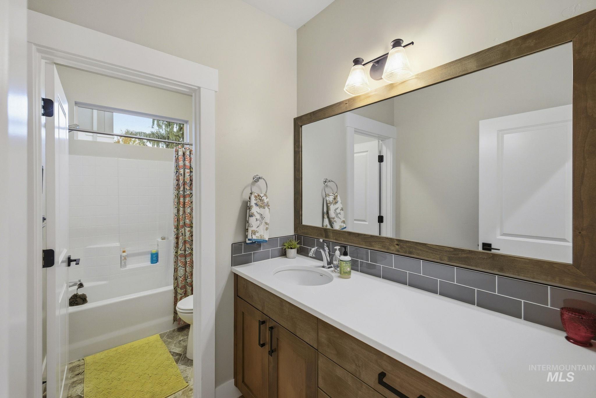 3936 W Farm View Drive Property Photo 7