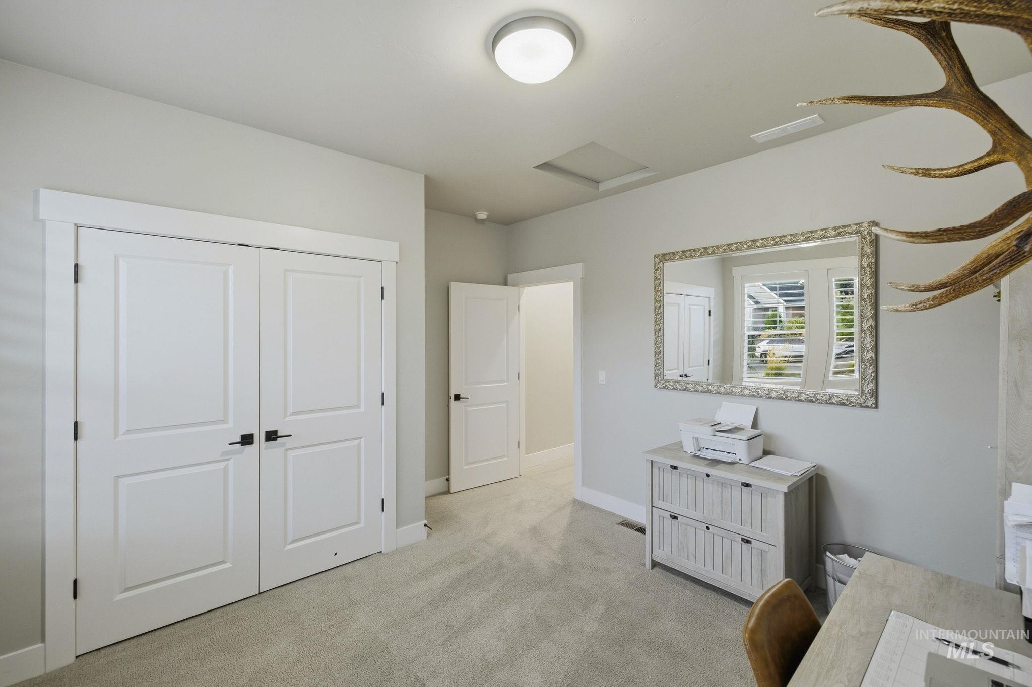 3936 W Farm View Drive Property Photo 9