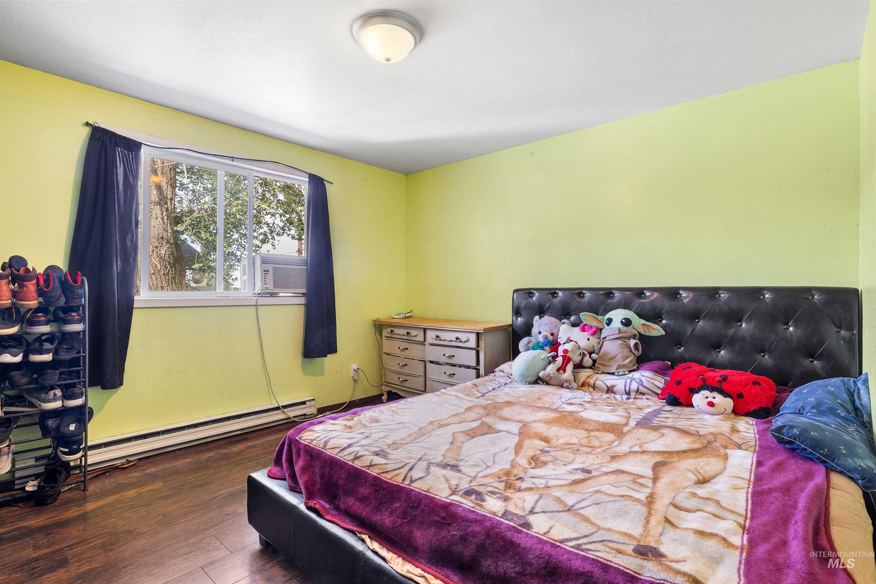 120 E Avenue C Property Photo 11