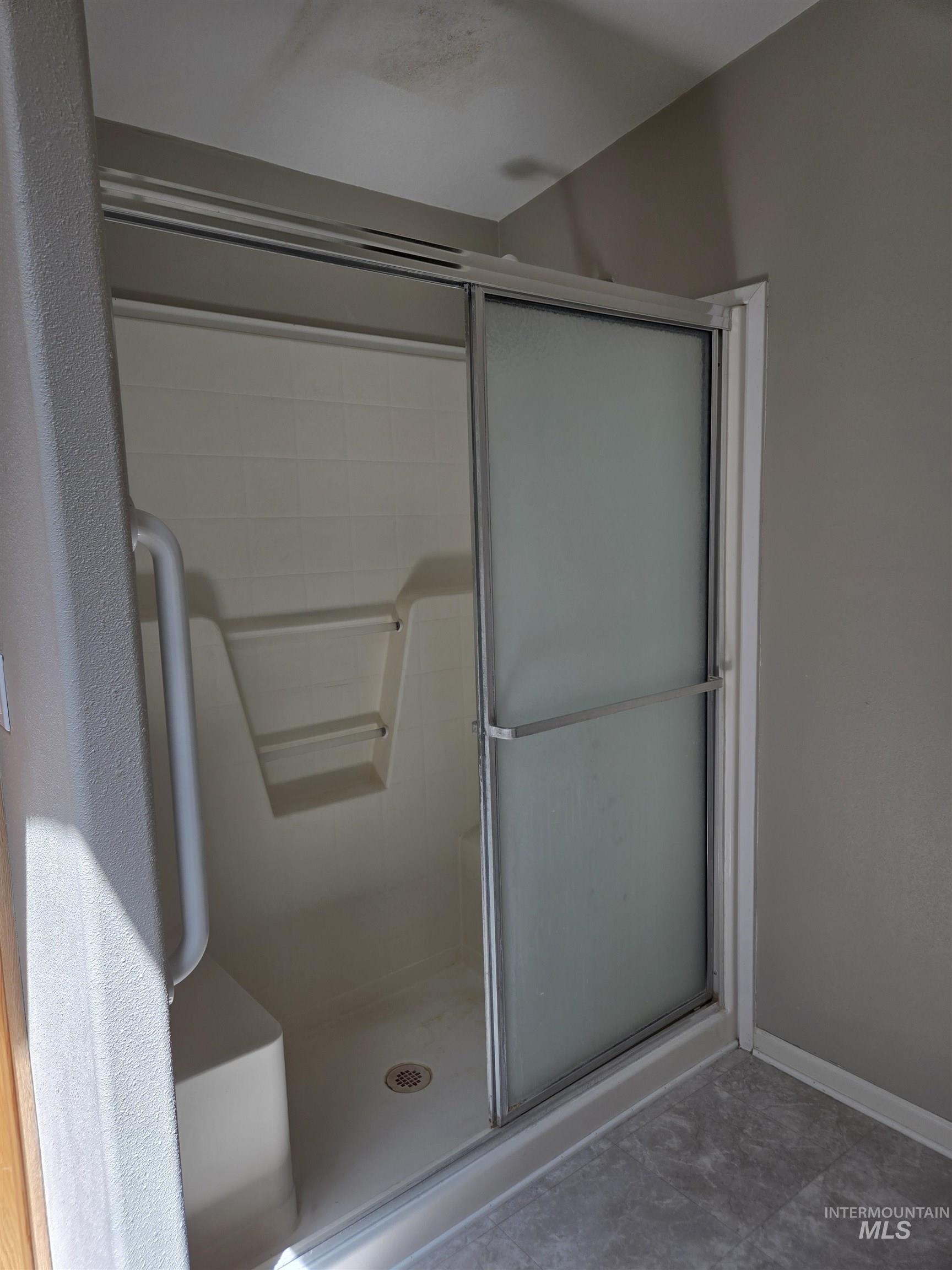 2134 Maple Court Property Photo 23
