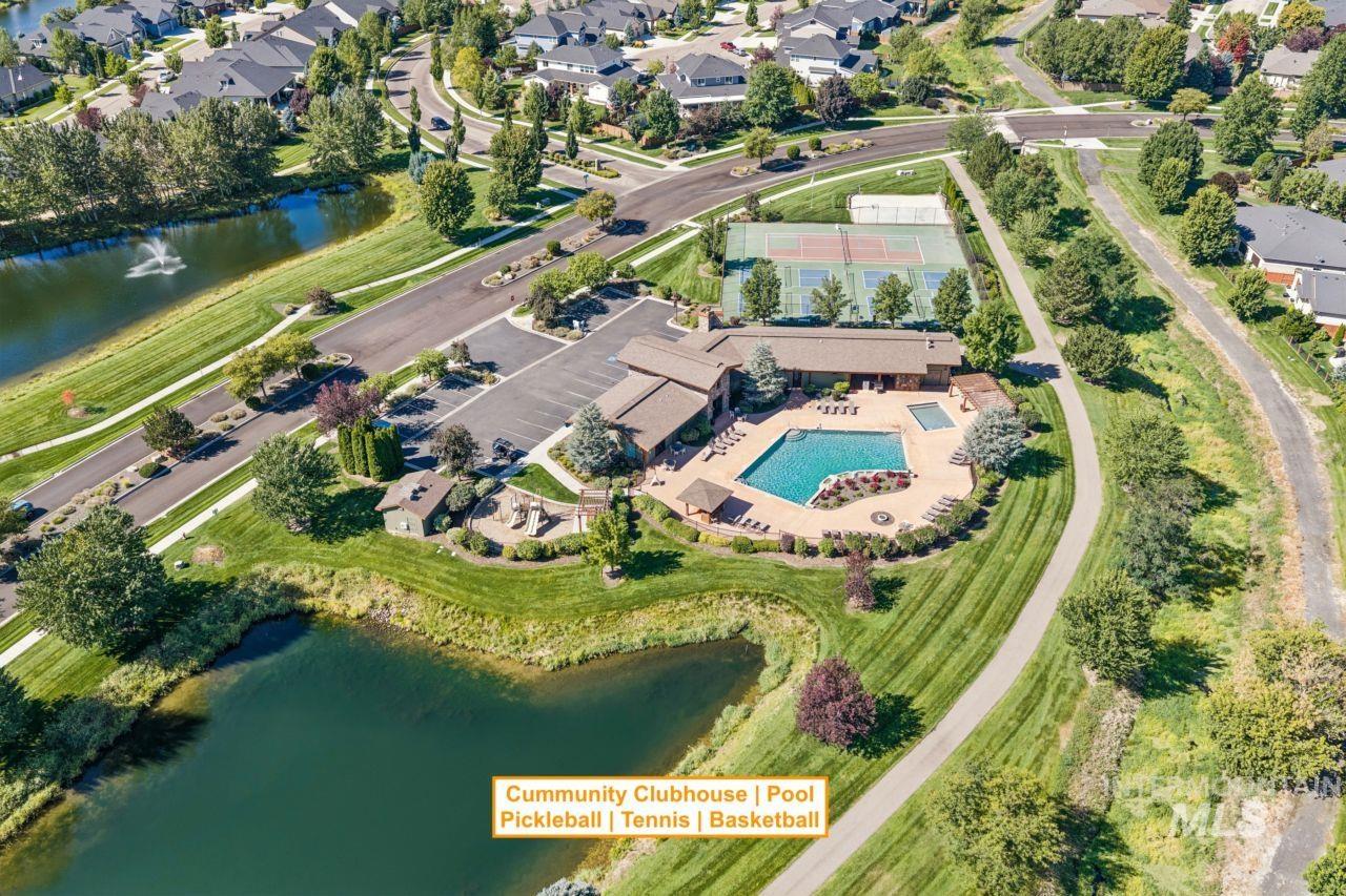 124 S Rivermist Property Photo 49