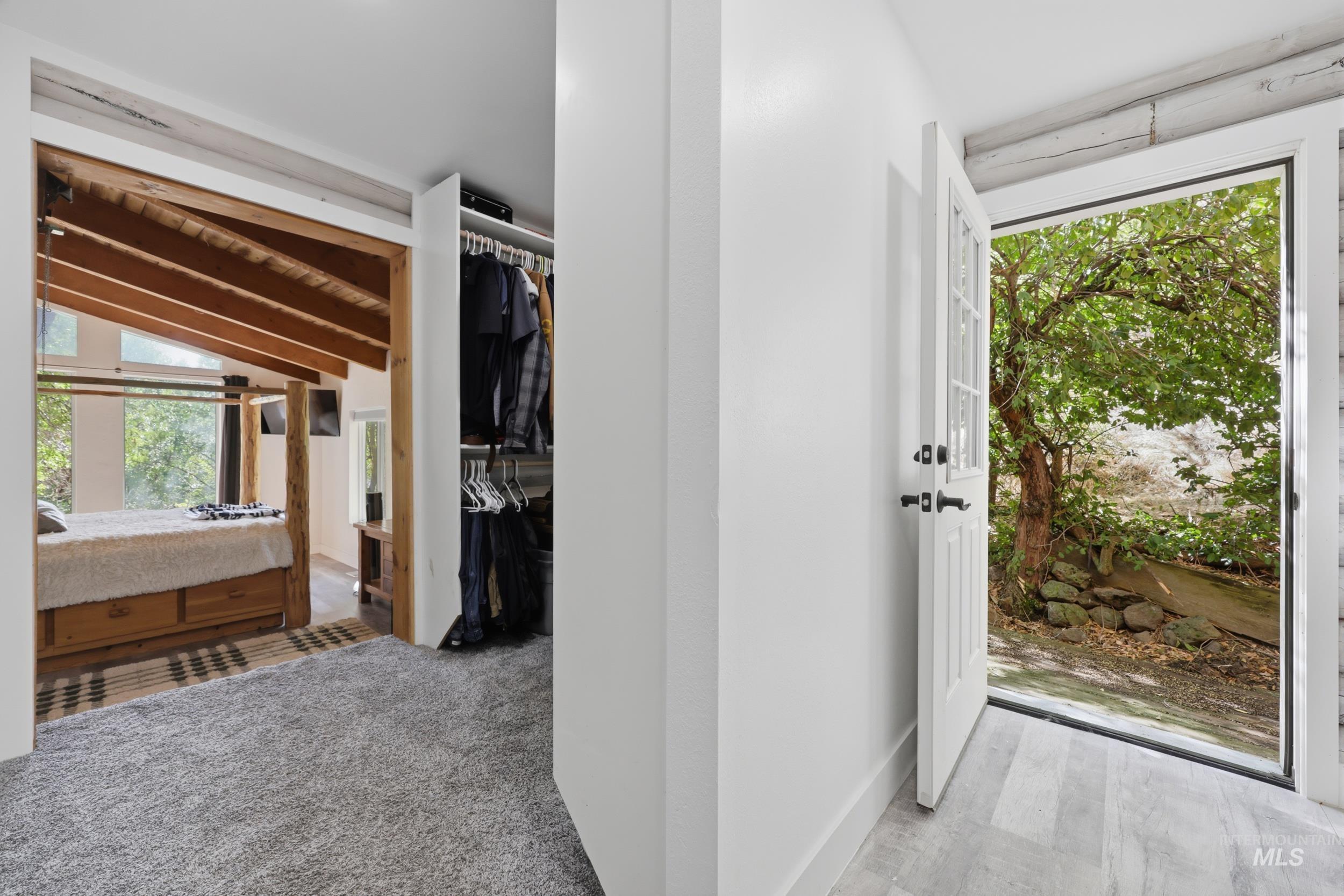 6 Sunburst Rd Property Photo 20