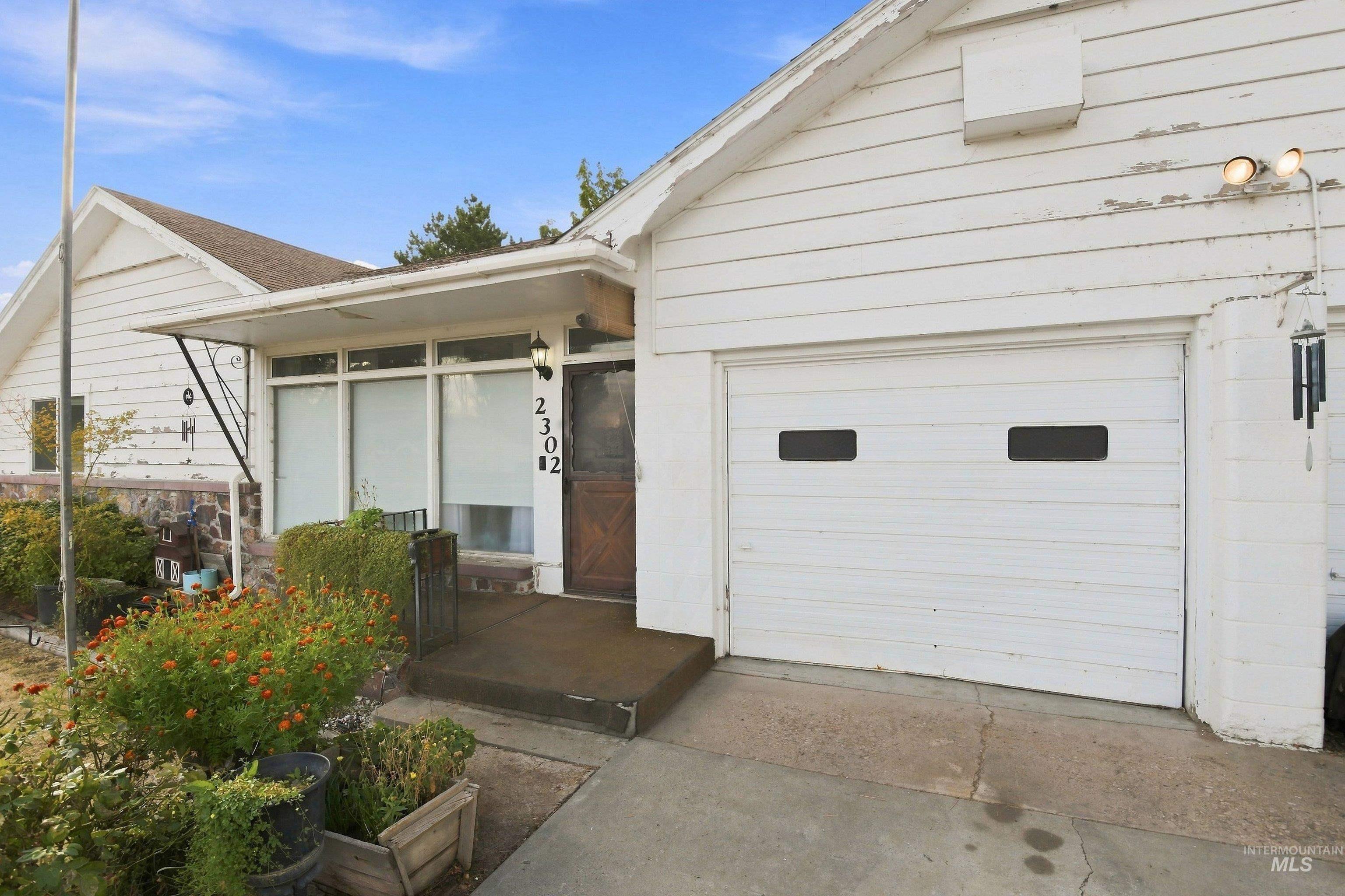 2302 Cherry Street Property Photo 5