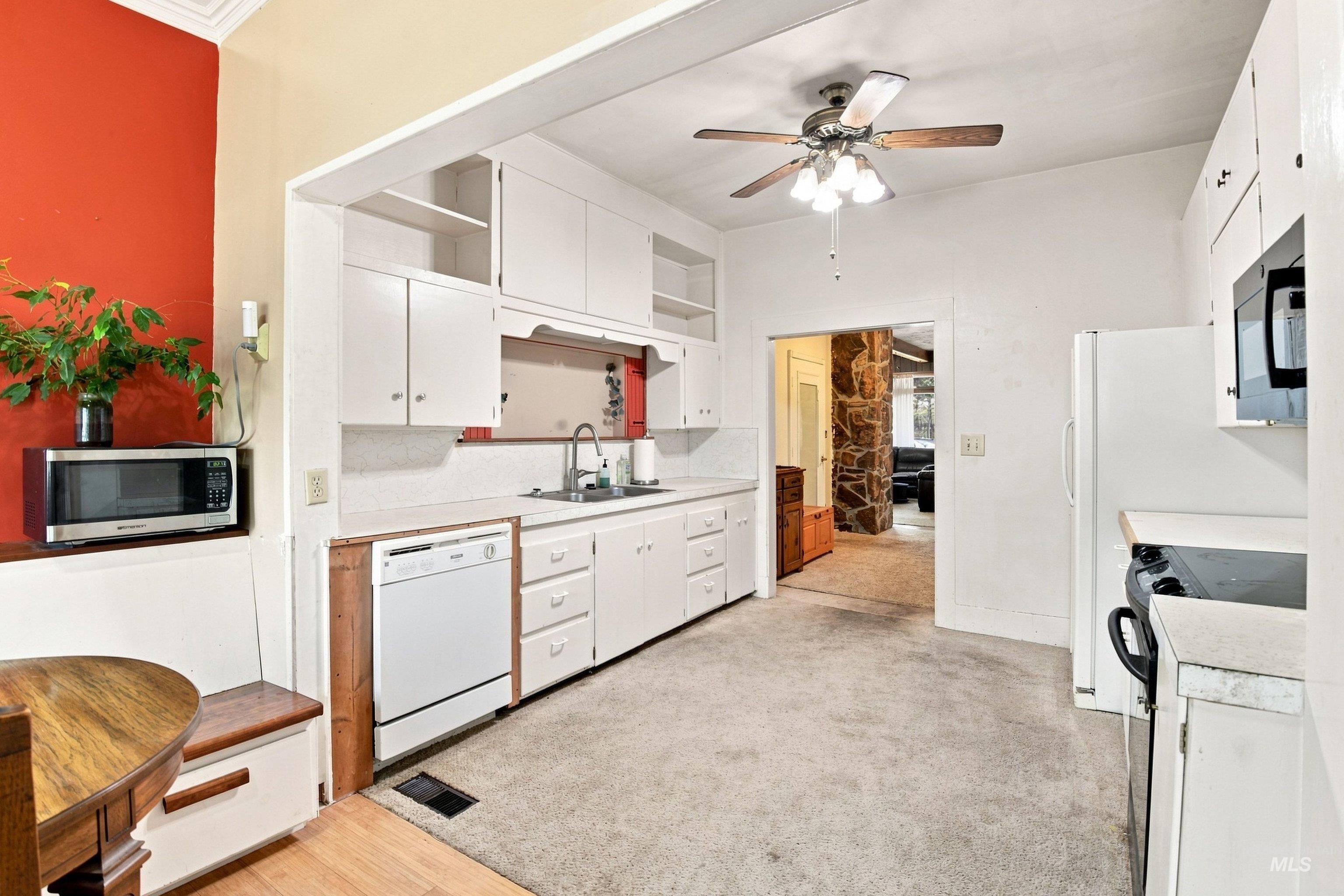 2302 Cherry Street Property Photo 15