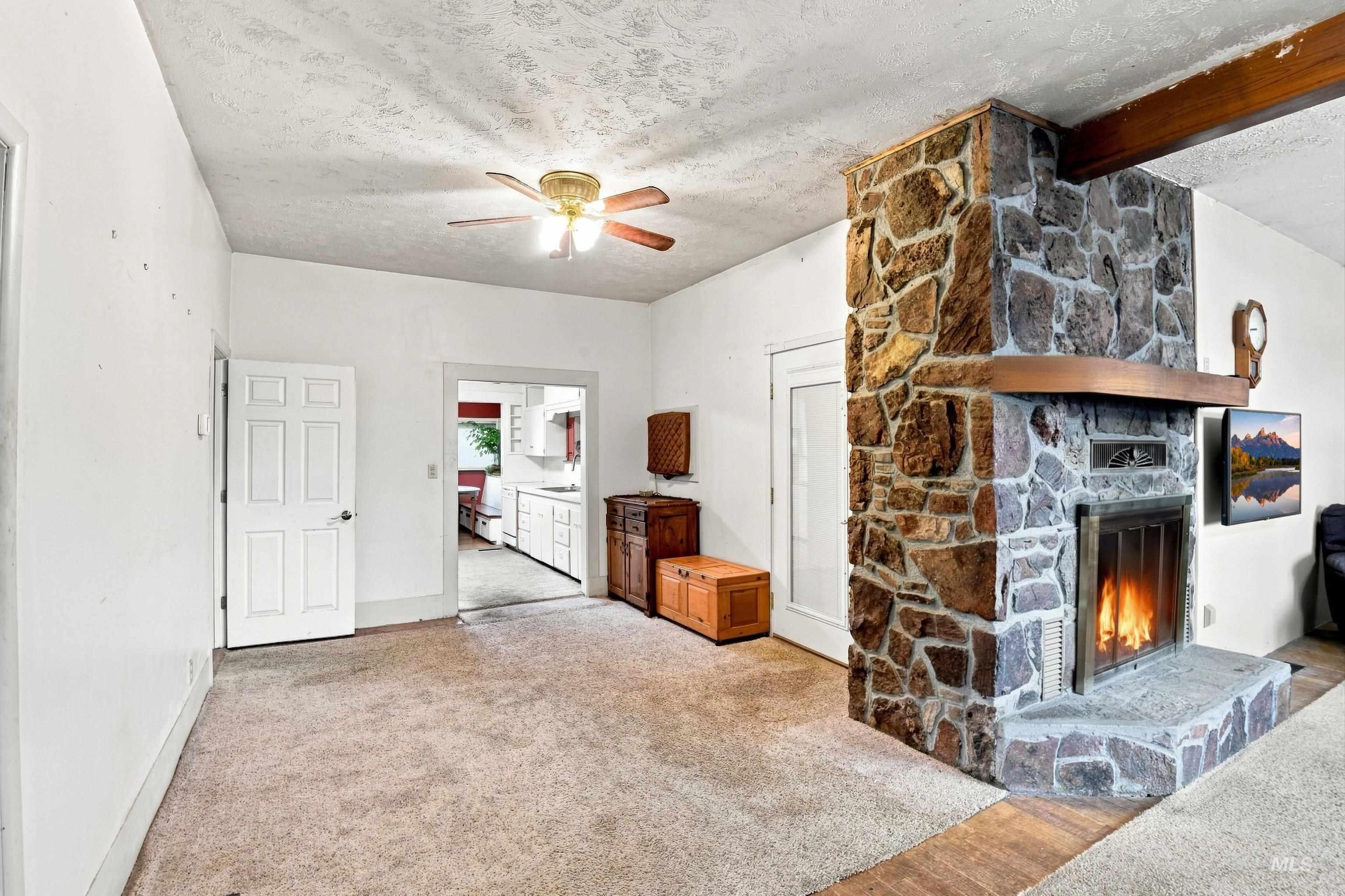 2302 Cherry Street Property Photo 12