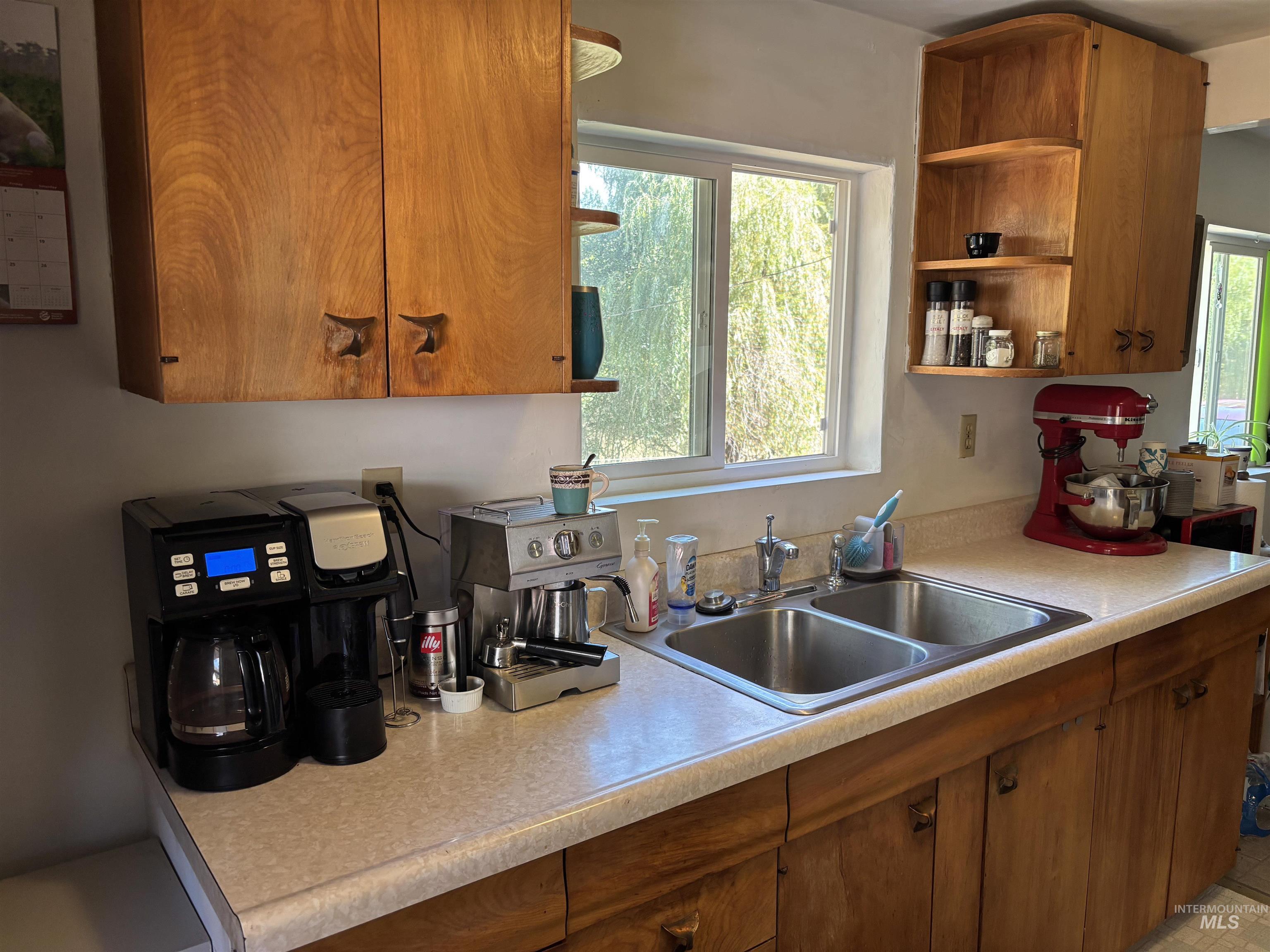 1369 Grangemont Road Property Photo 11