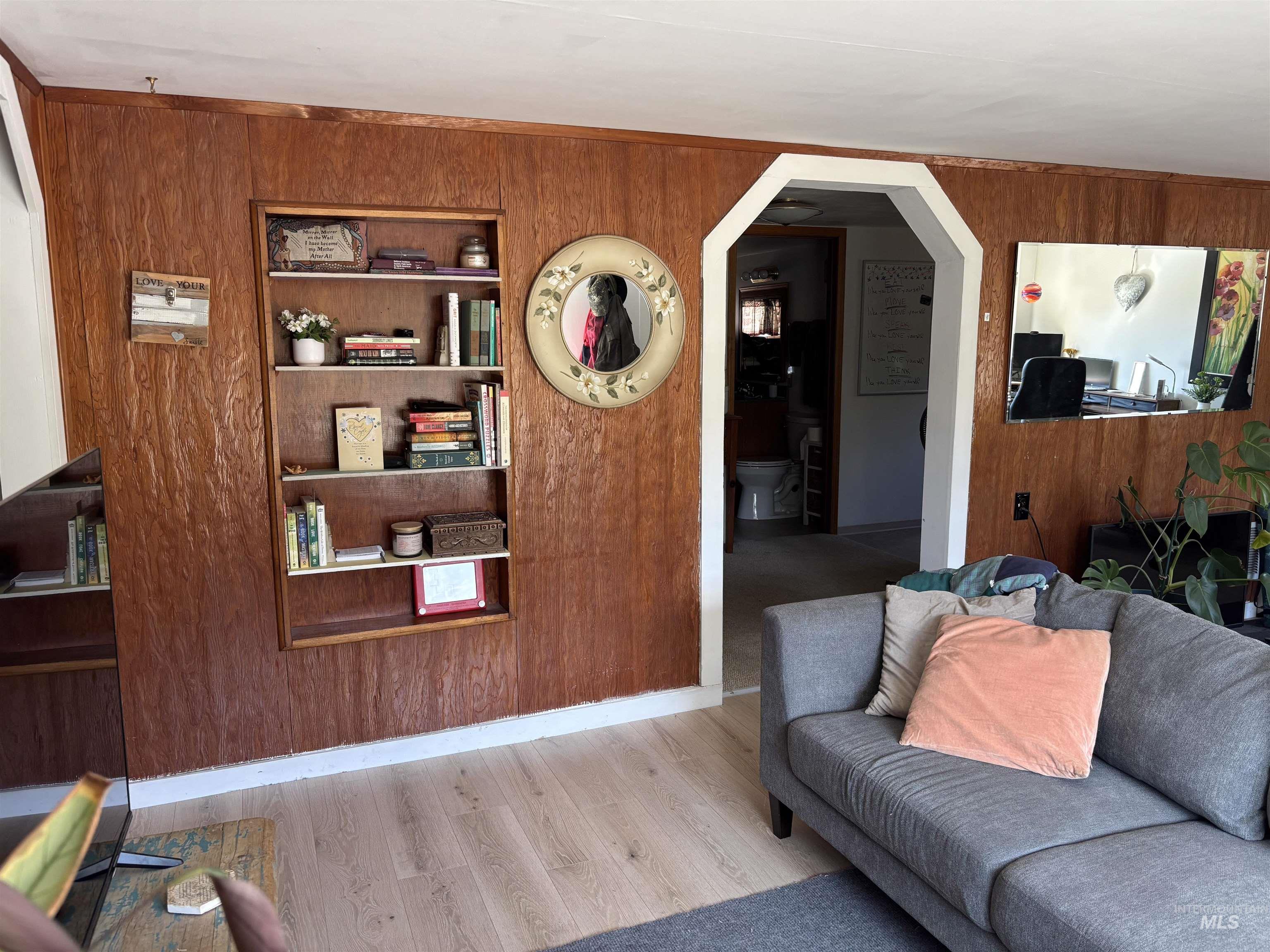 1369 Grangemont Road Property Photo 16