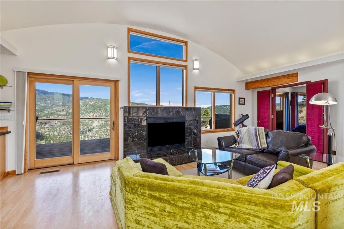 11 Deer Point Cir Property Photo 19