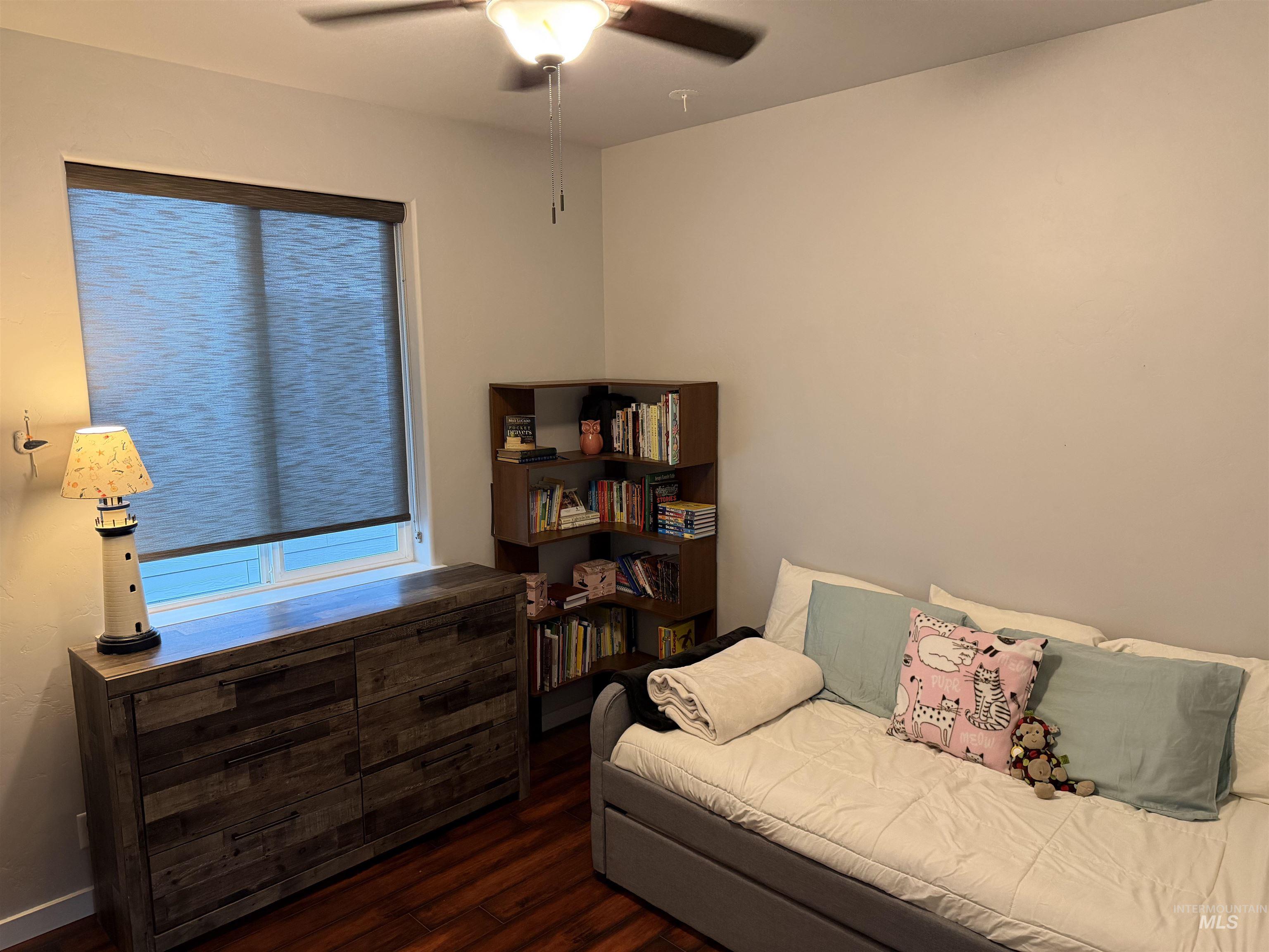 5952 W Rowan Property Photo 14