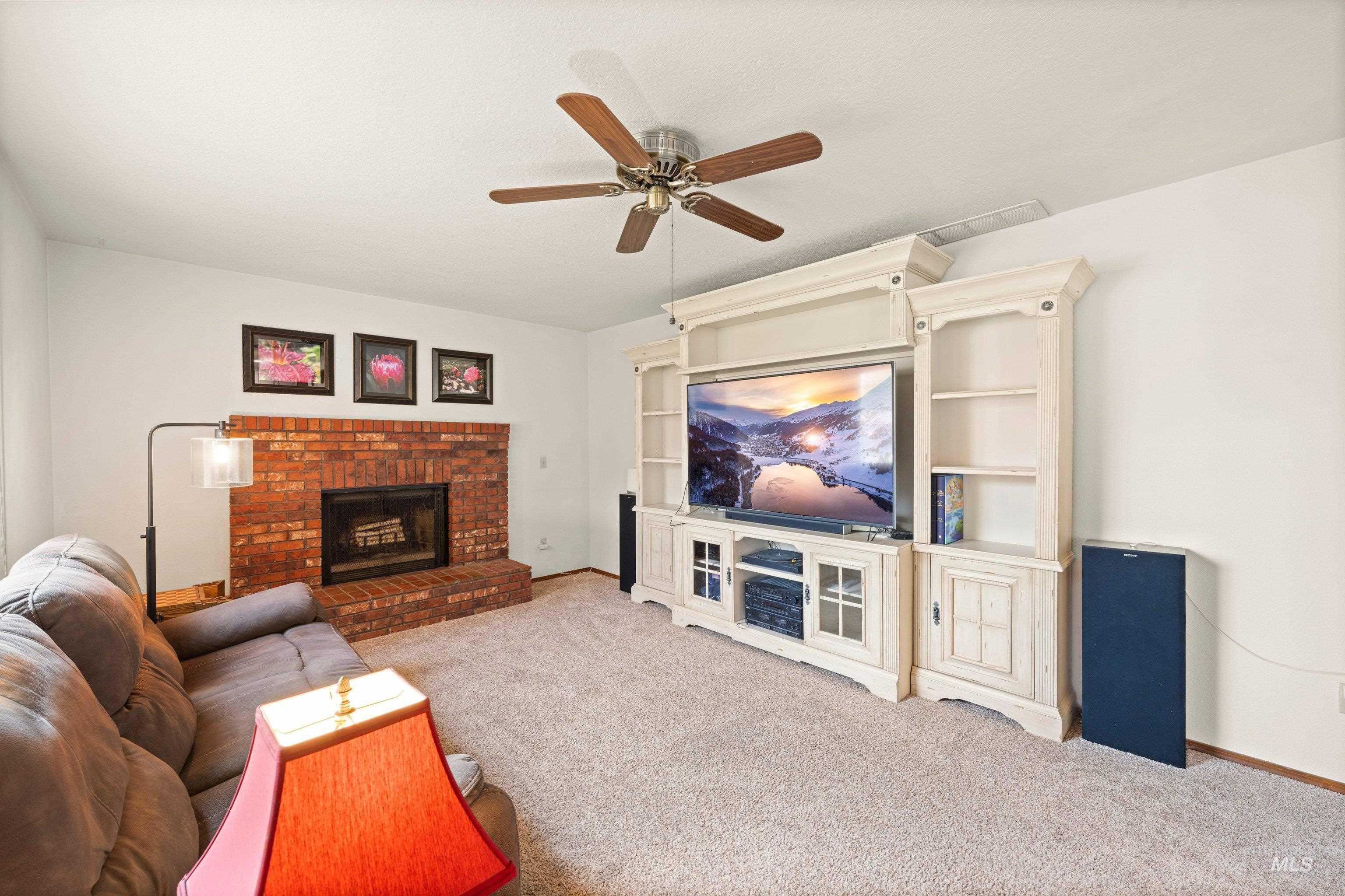 1921 N Incline Way Property Photo 18