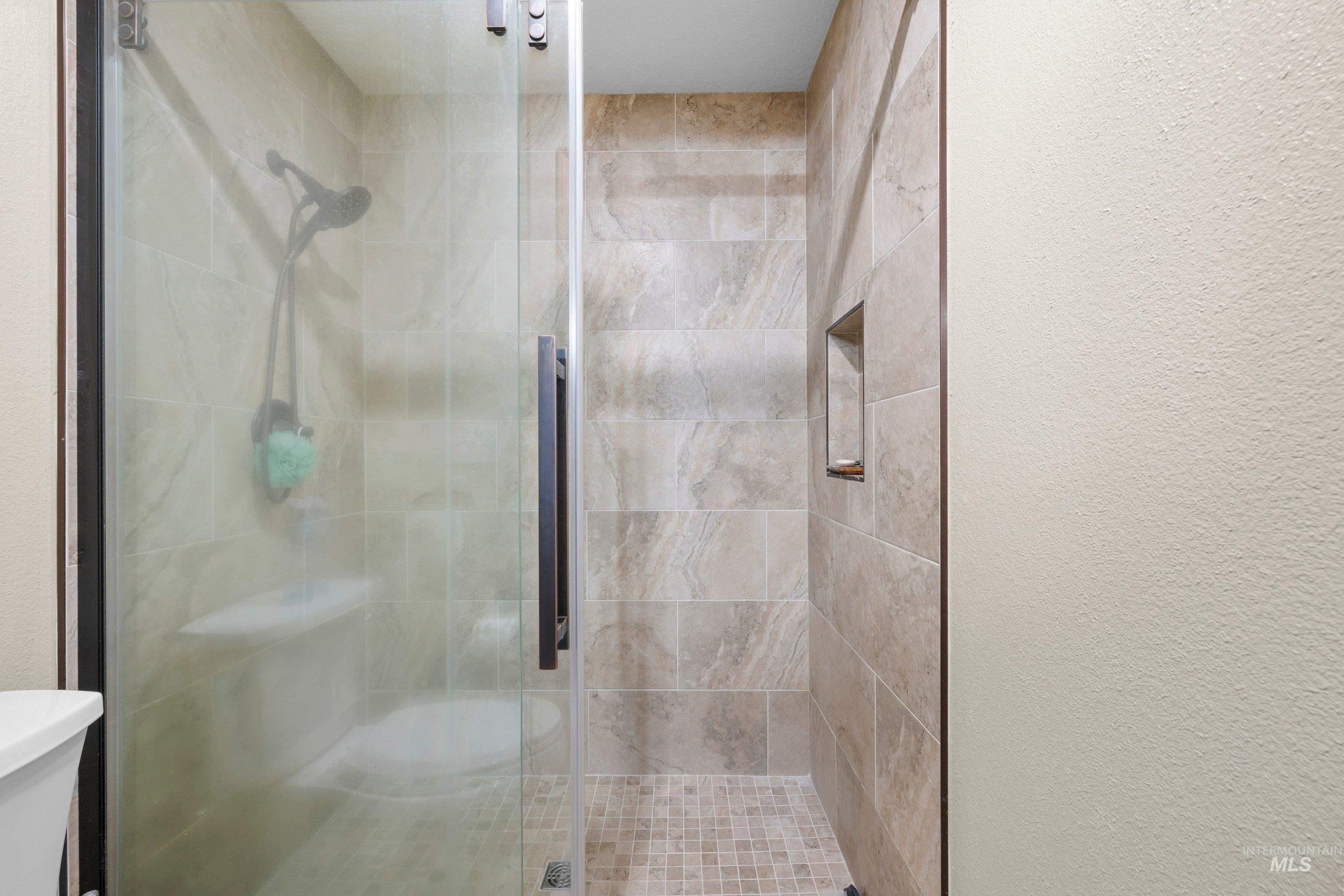 1921 N Incline Way Property Photo 30