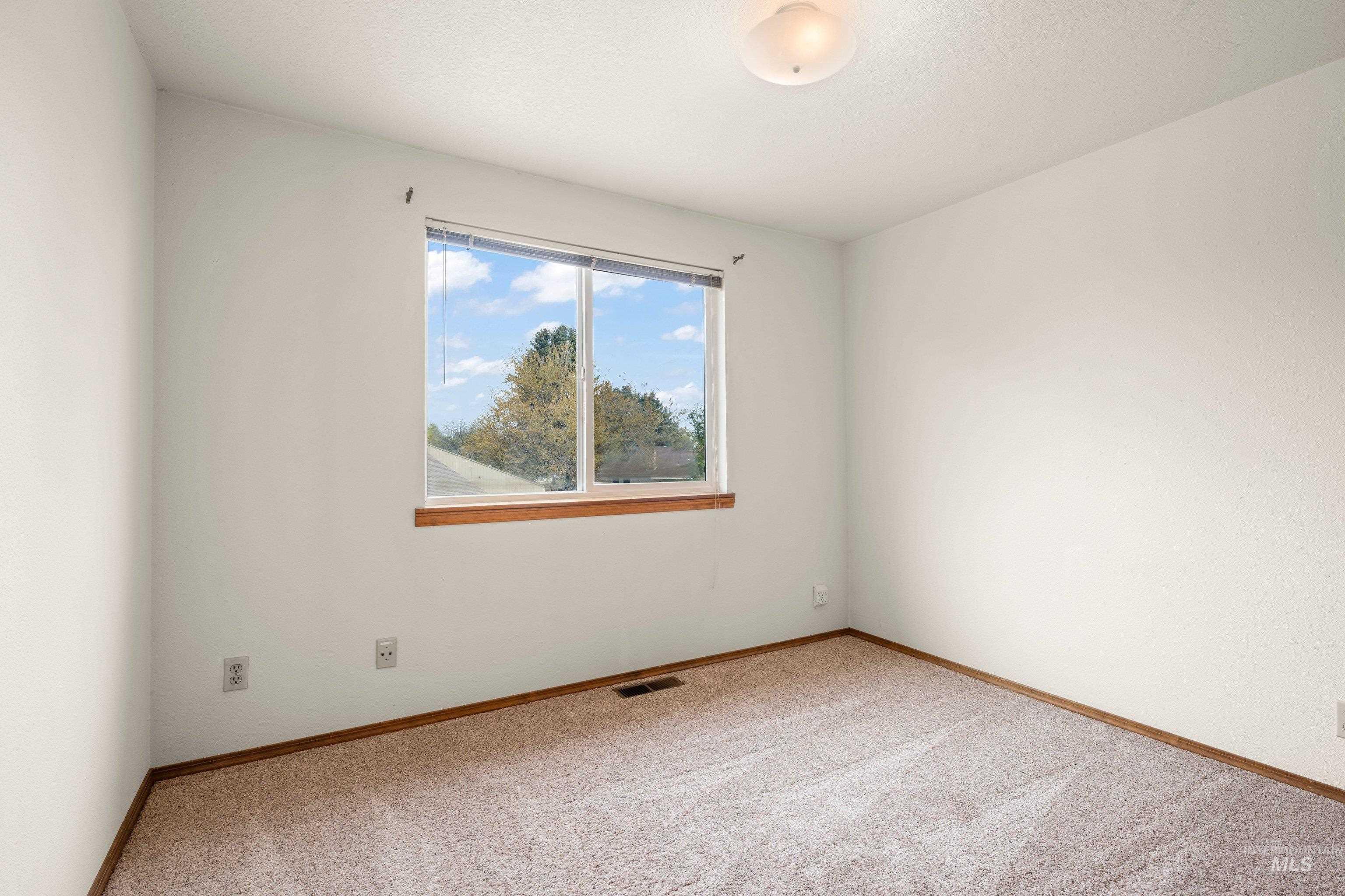 1921 N Incline Way Property Photo 33