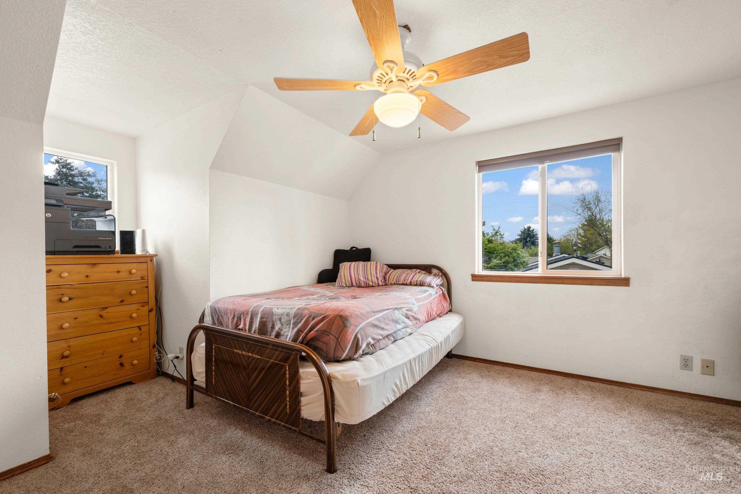 1921 N Incline Way Property Photo 36