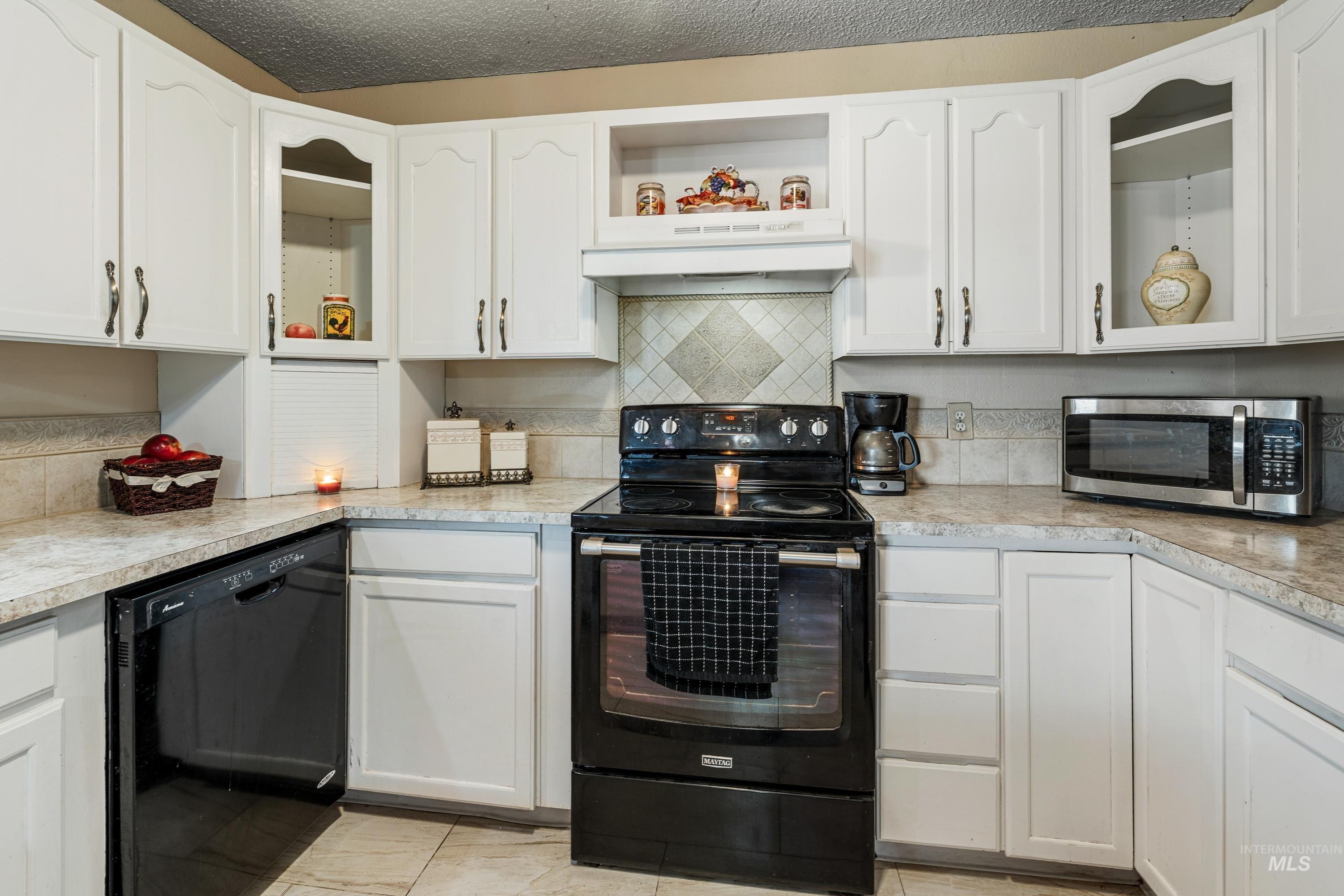 2020 Powers Ave Property Photo 42