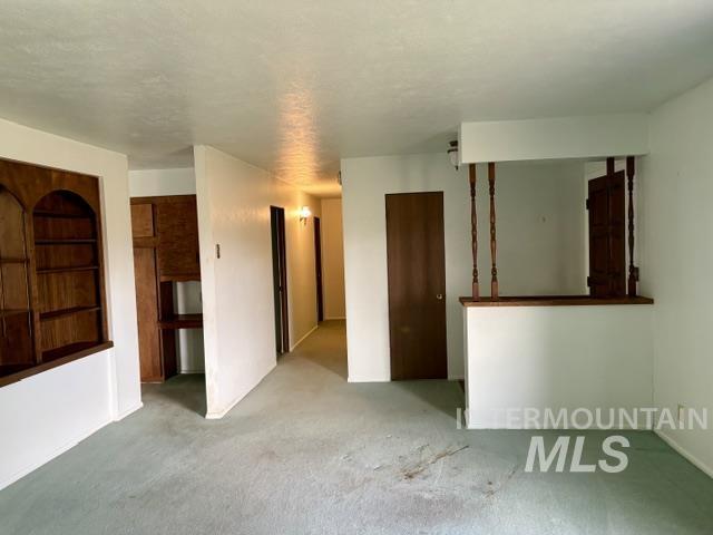 555 Cemetery Road Property Photo 2