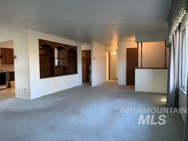 555 Cemetery Road Property Photo 2