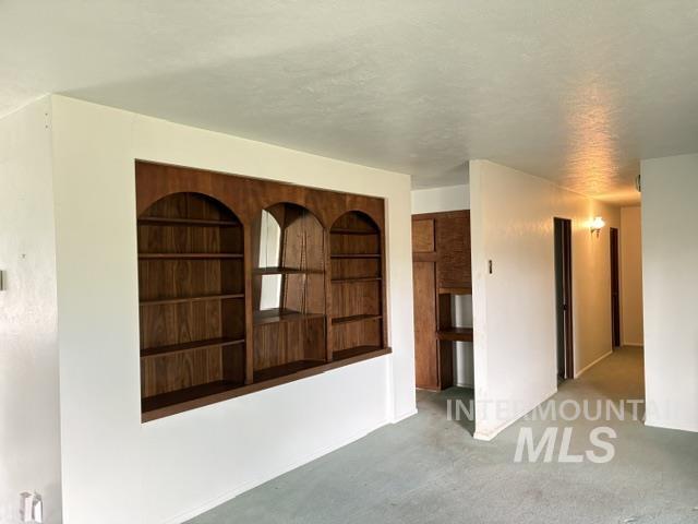 555 Cemetery Road Property Photo 3
