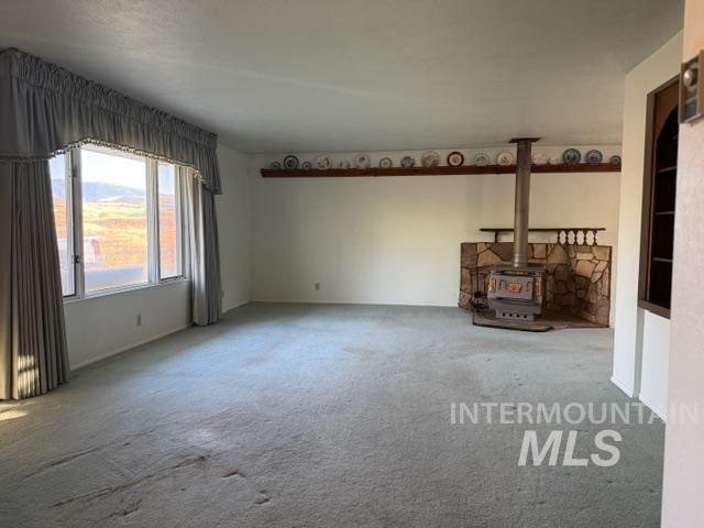 555 Cemetery Road Property Photo 3