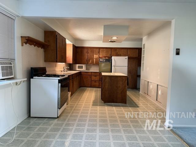 555 Cemetery Road Property Photo 6