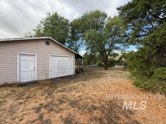 555 Cemetery Road Property Photo 26
