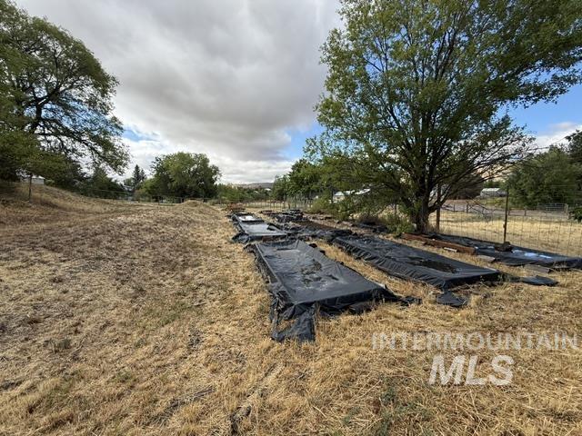 555 Cemetery Road Property Photo 28
