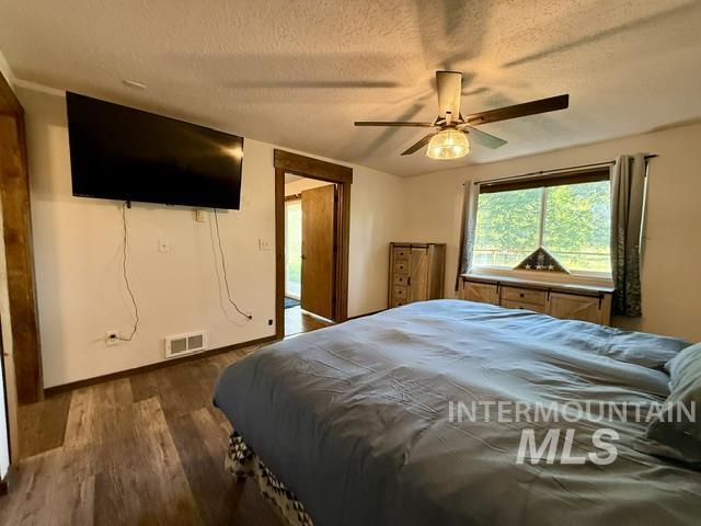 11230 N River Road Property Photo 15