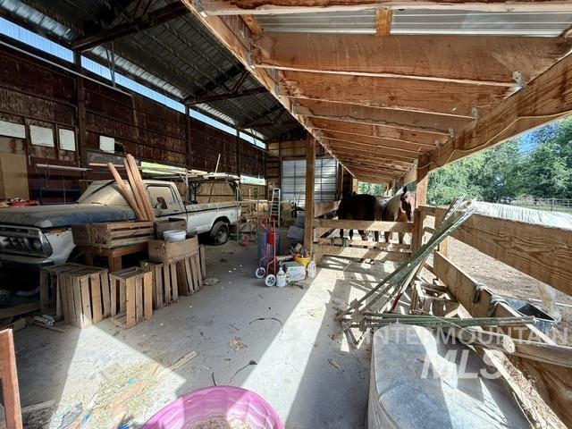 11230 N River Road Property Photo 25