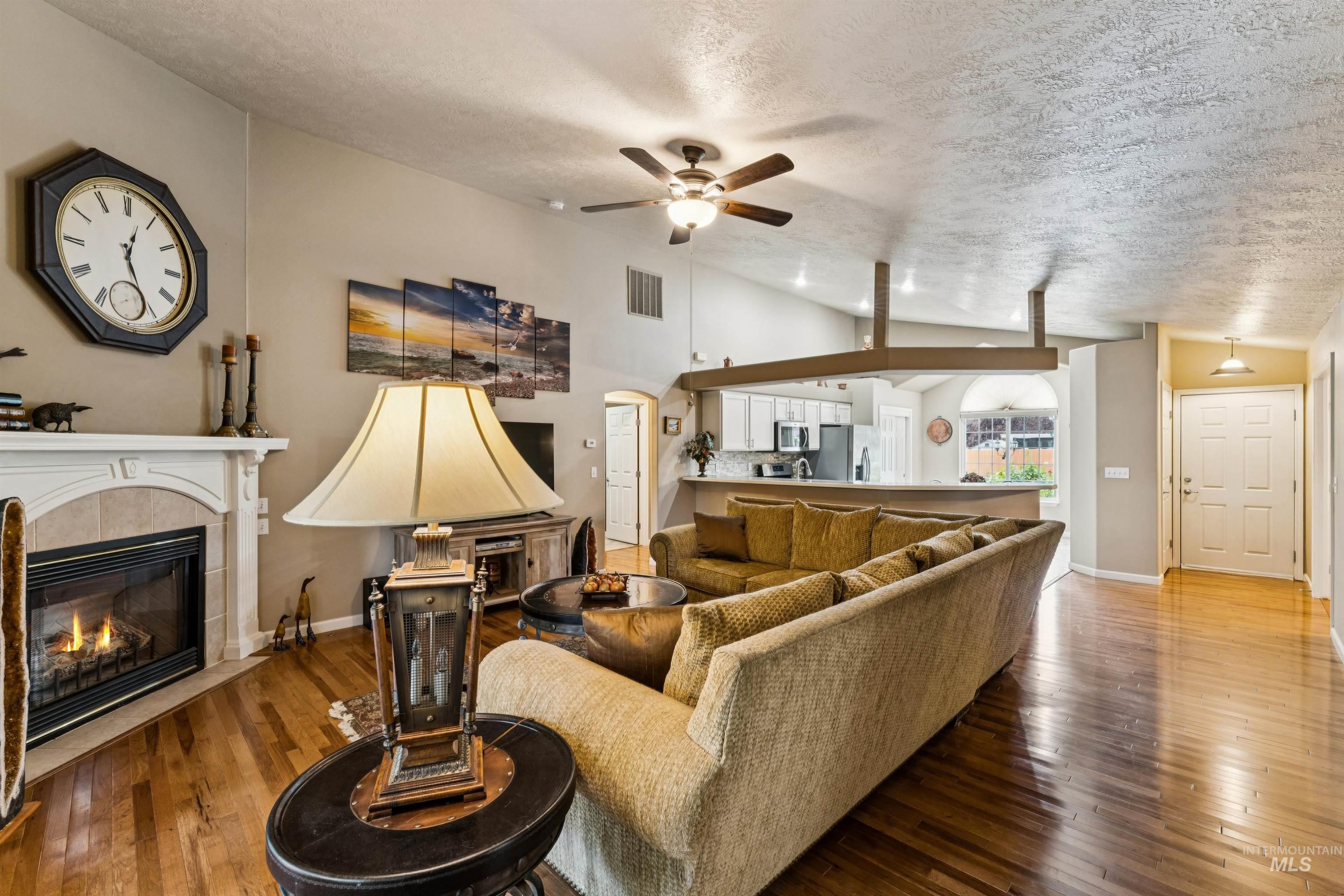 232 Taurus Way Property Photo 10