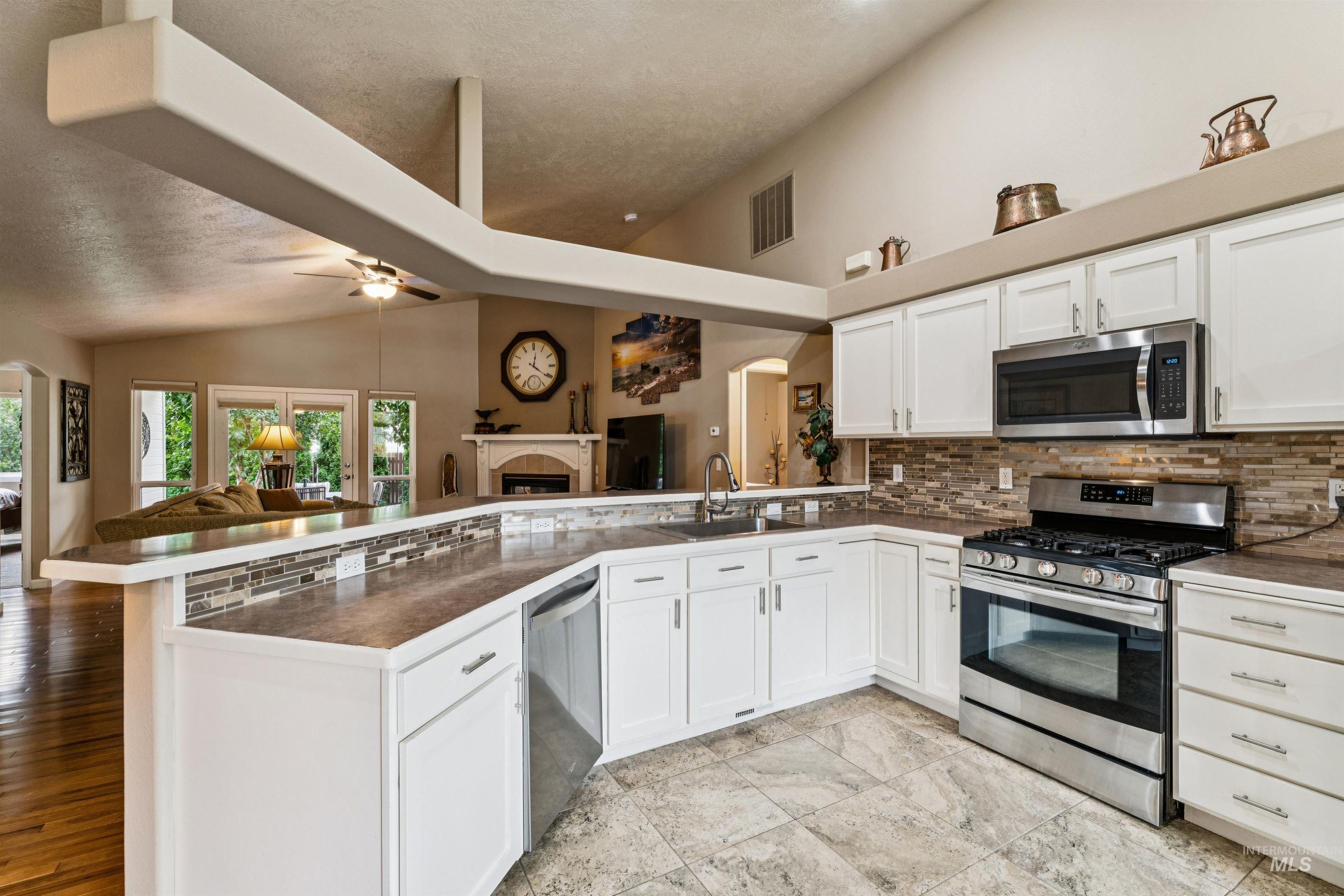 232 Taurus Way Property Photo 15