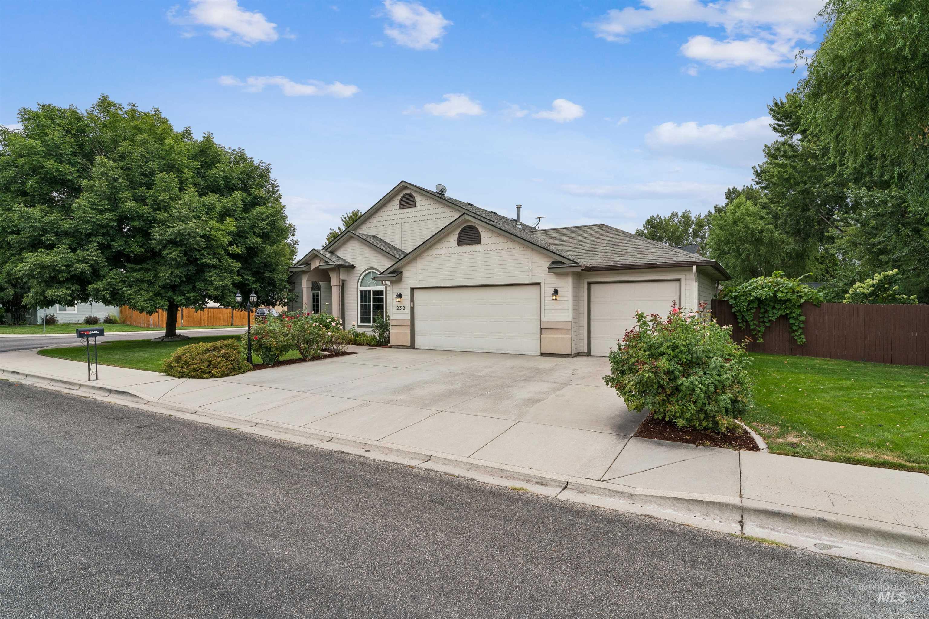 232 Taurus Way Property Photo 36