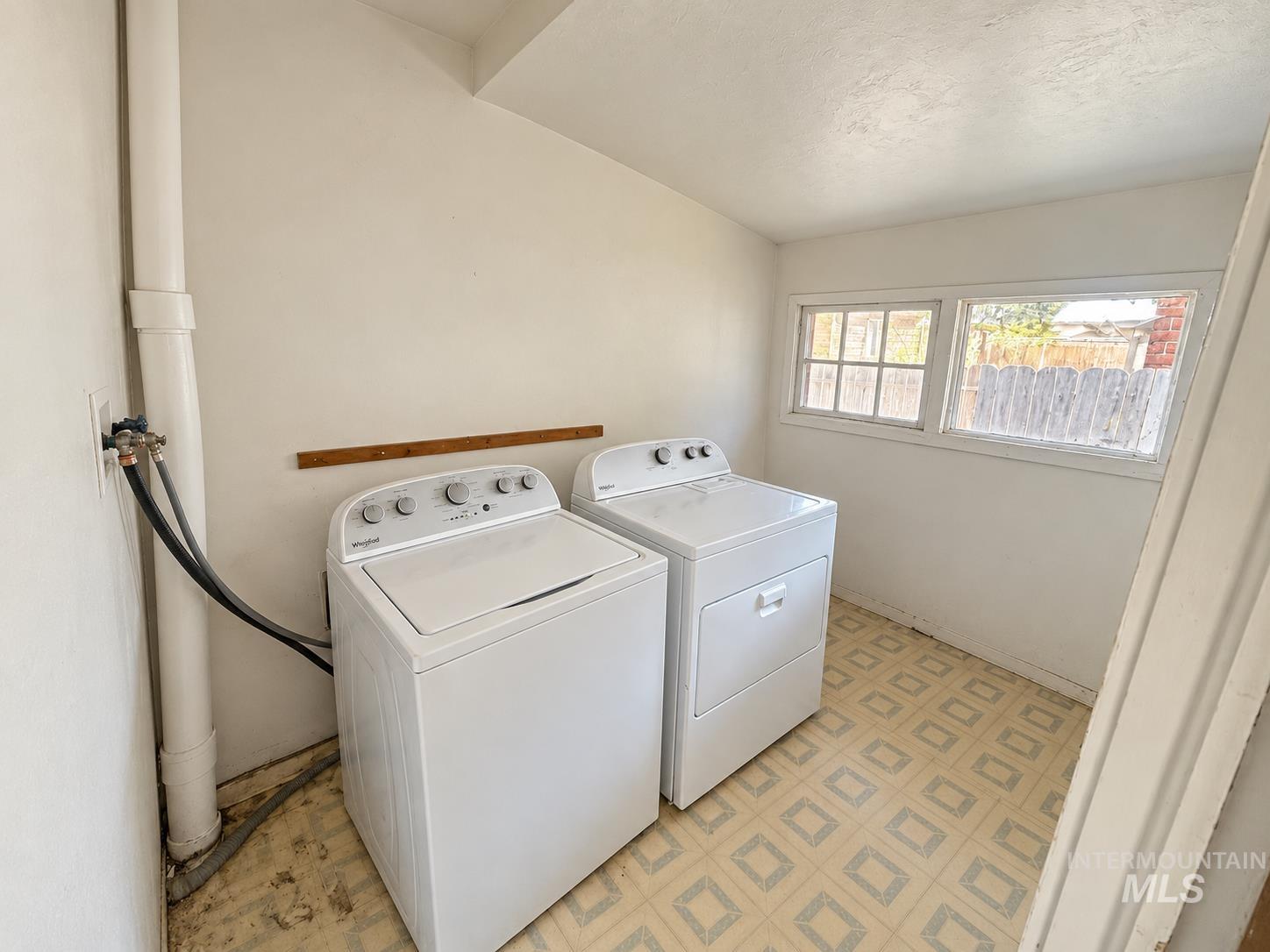 412 7th Ave N Property Photo 18