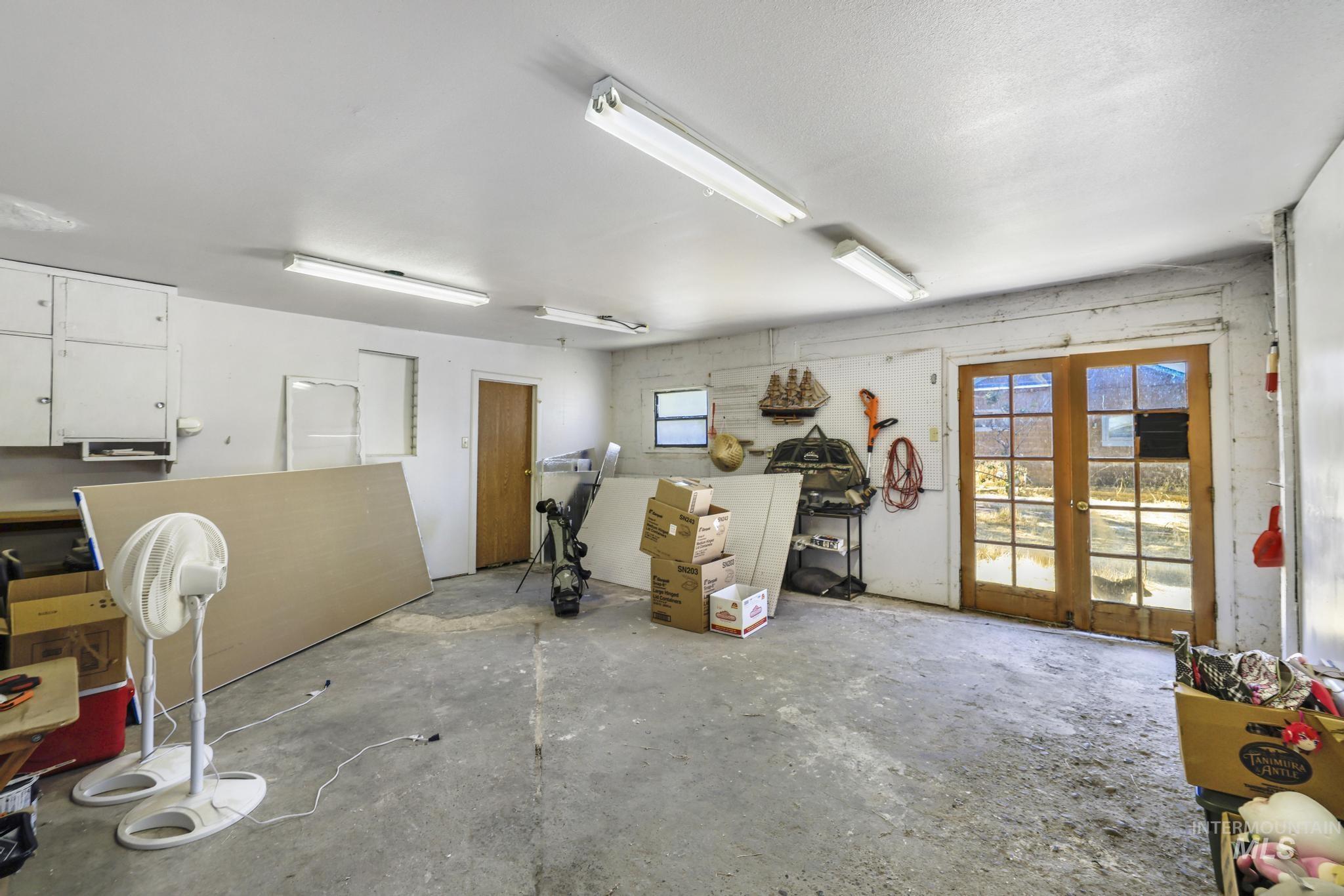 412 7th Ave N Property Photo 29