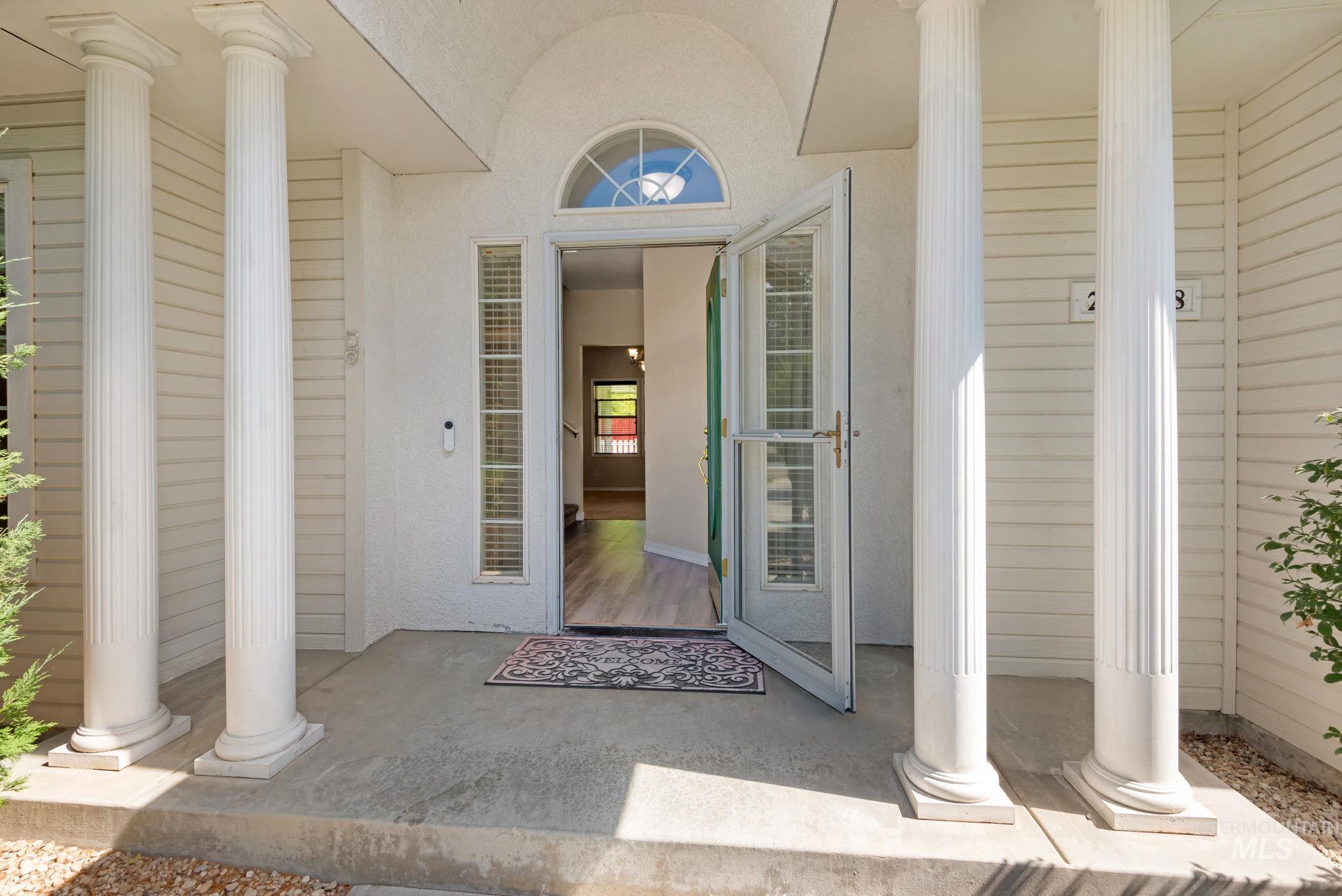 2118 N Springland Pl Property Photo 8
